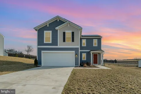 10 American Avenue, Carlisle, PA 17013 - MLS#: PACB2040202