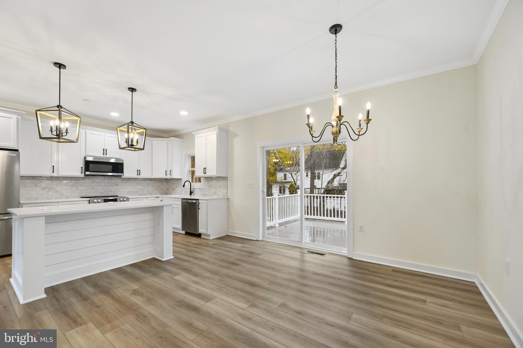 HOLLY HILL - Residential