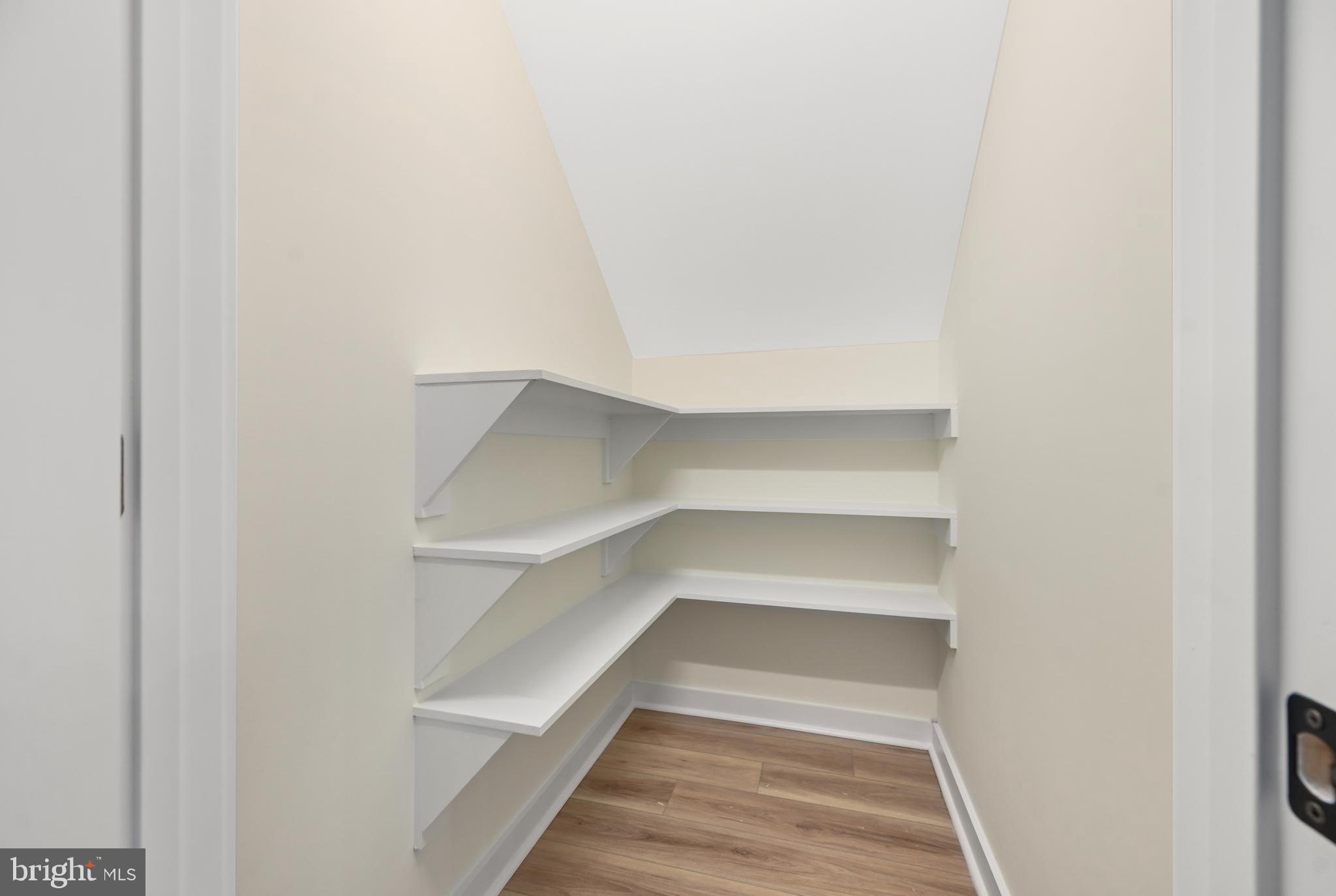 HOLLY HILL - Residential