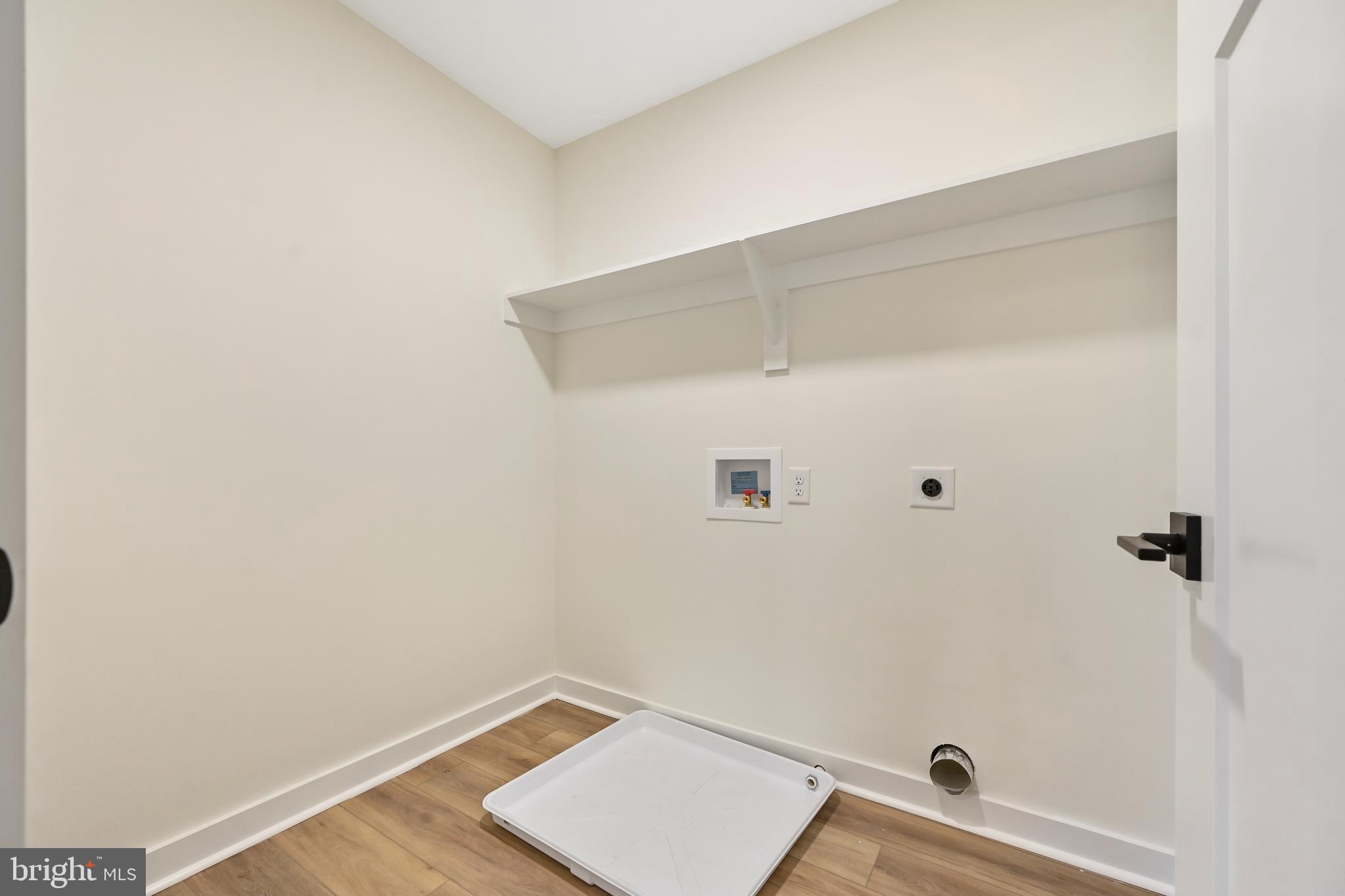 HOLLY HILL - Residential