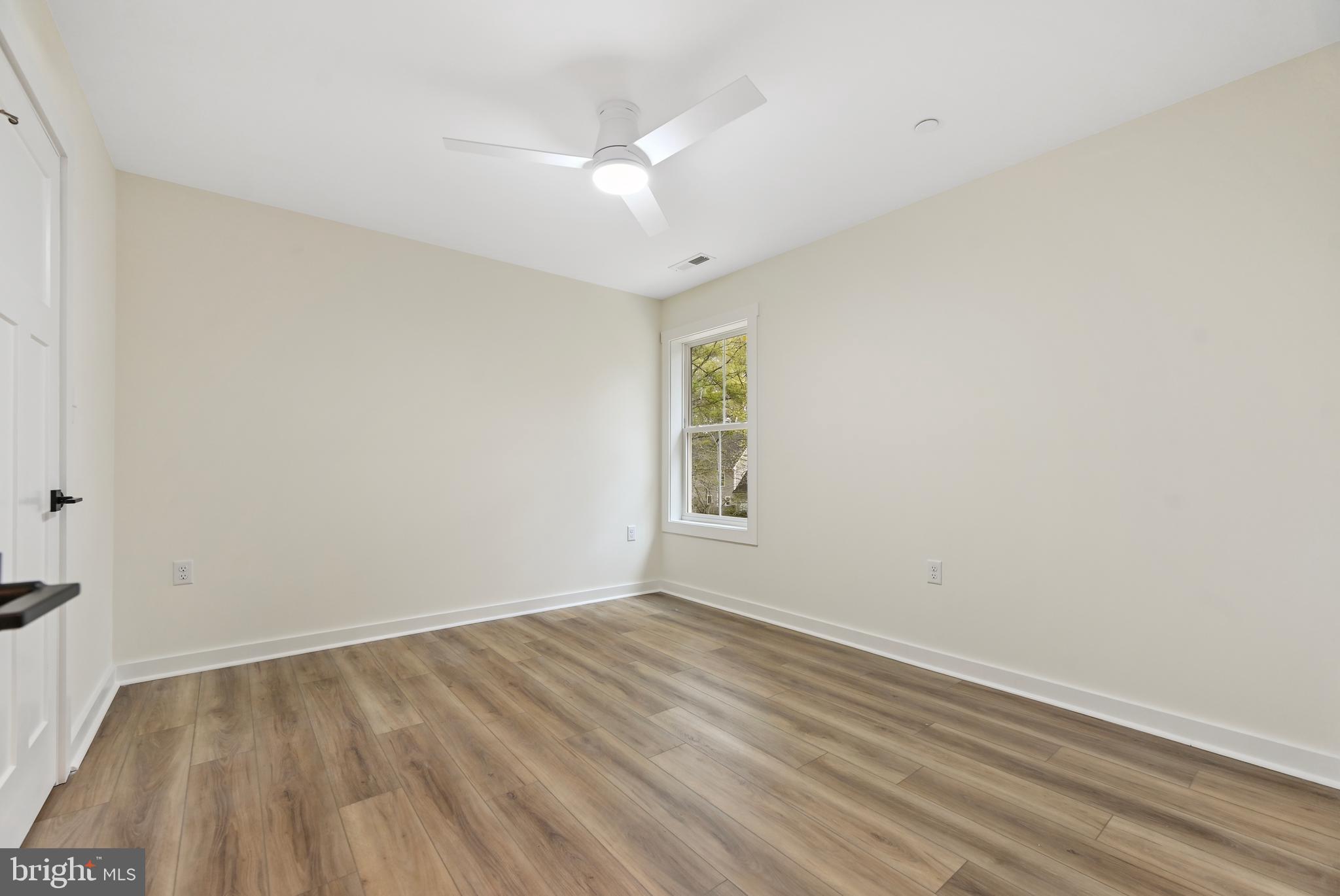 HOLLY HILL - Residential