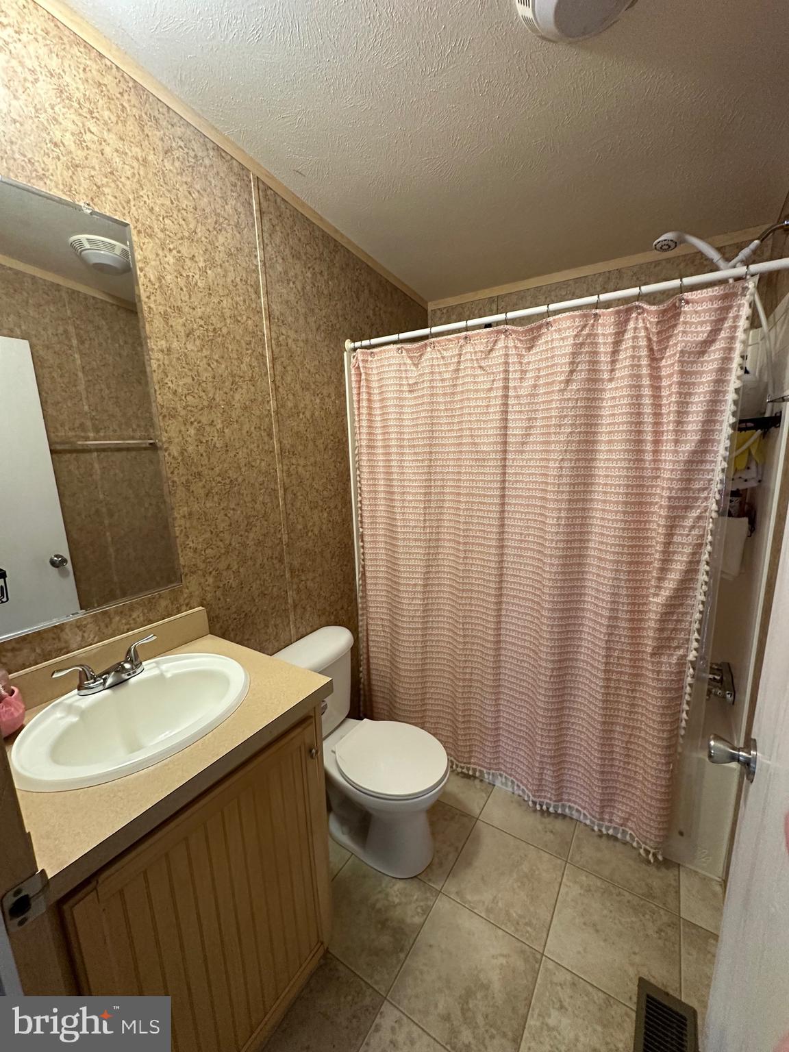 MIDWAY MOBILE VILLAGE - Residential