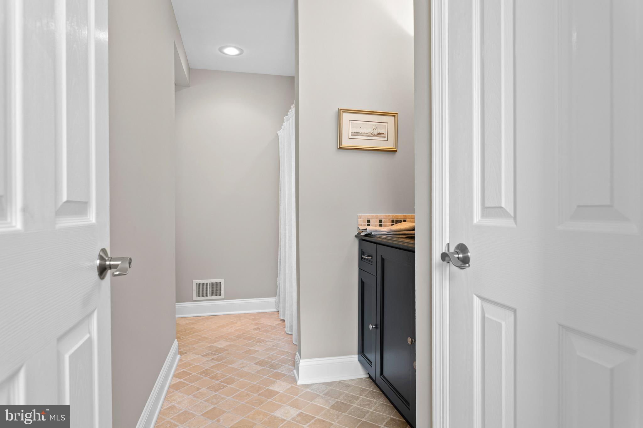 YORKSHIRE OF BLUE - Residential