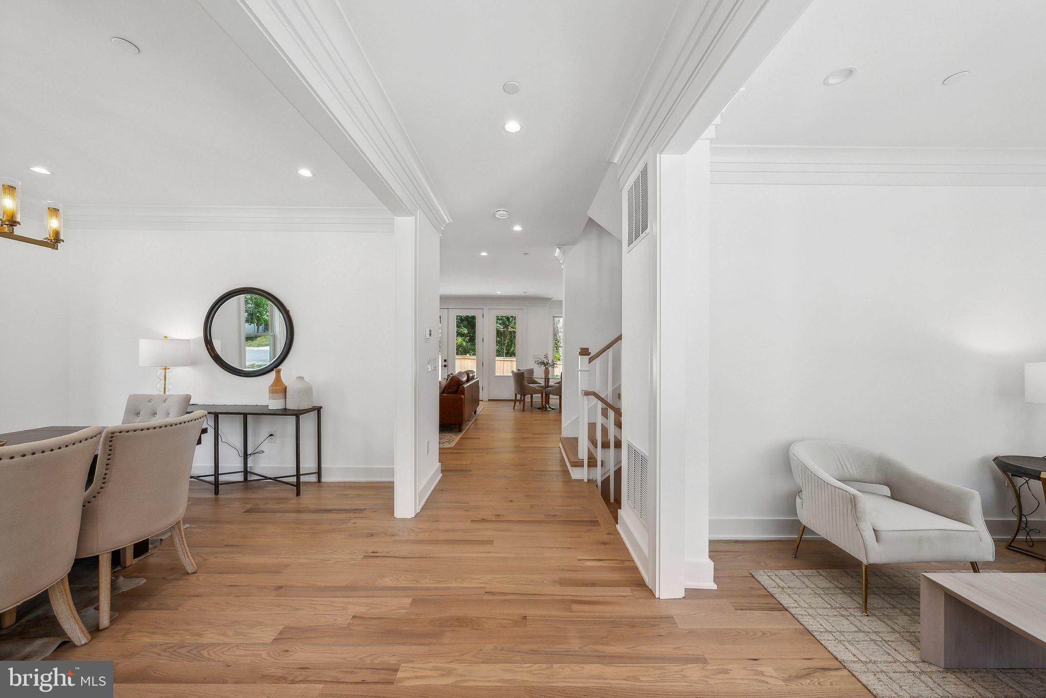 ROCK CREEK PALISADES - Residential