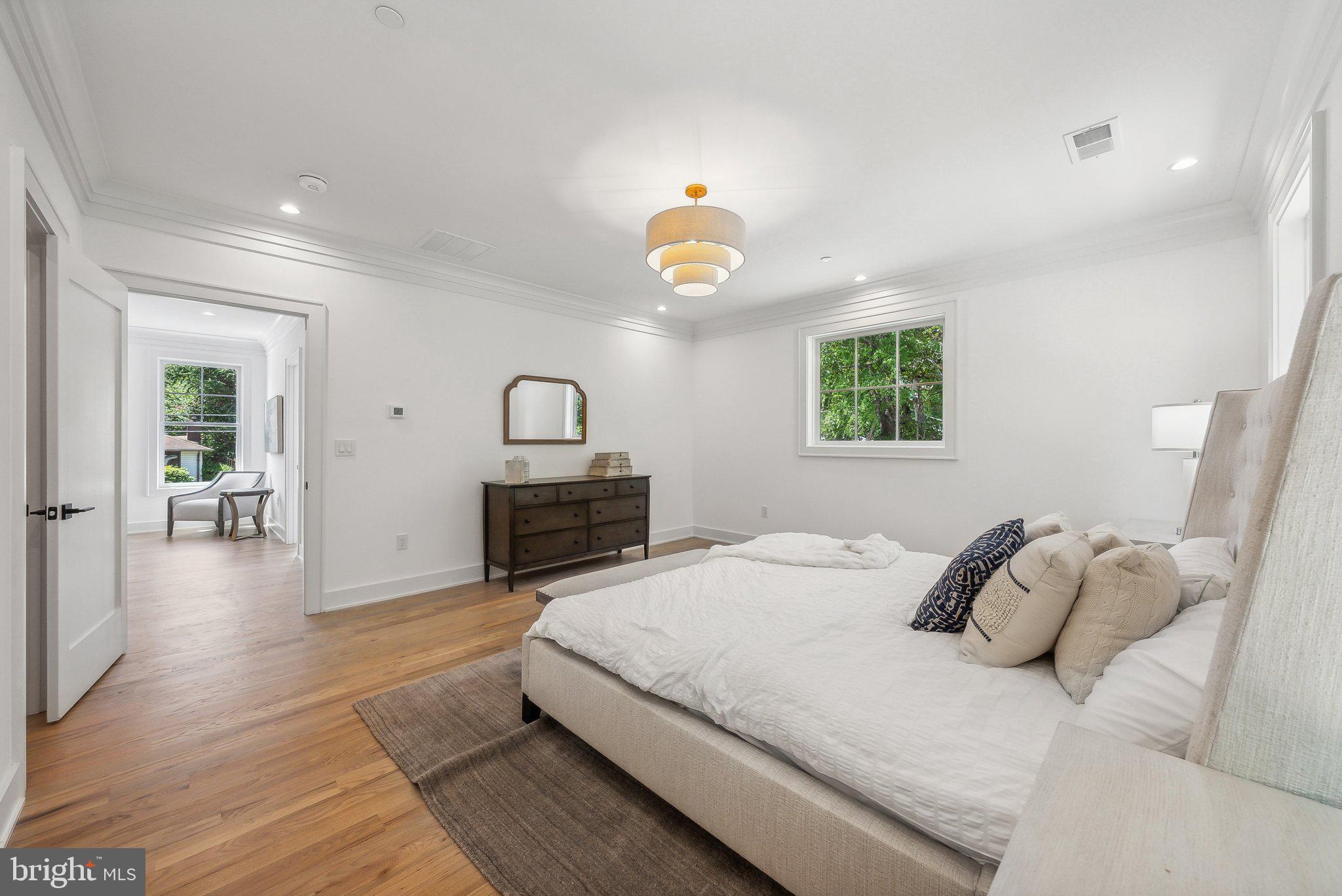 ROCK CREEK PALISADES - Residential