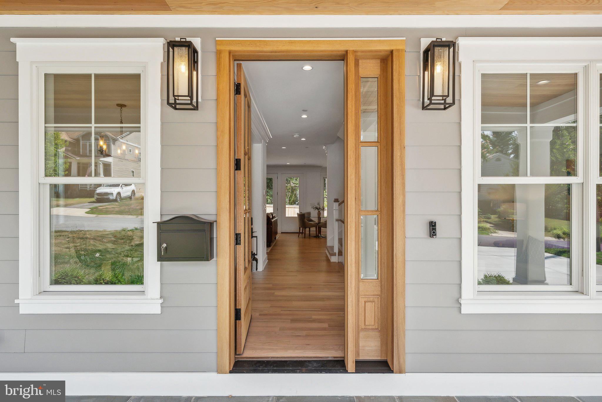 ROCK CREEK PALISADES - Residential