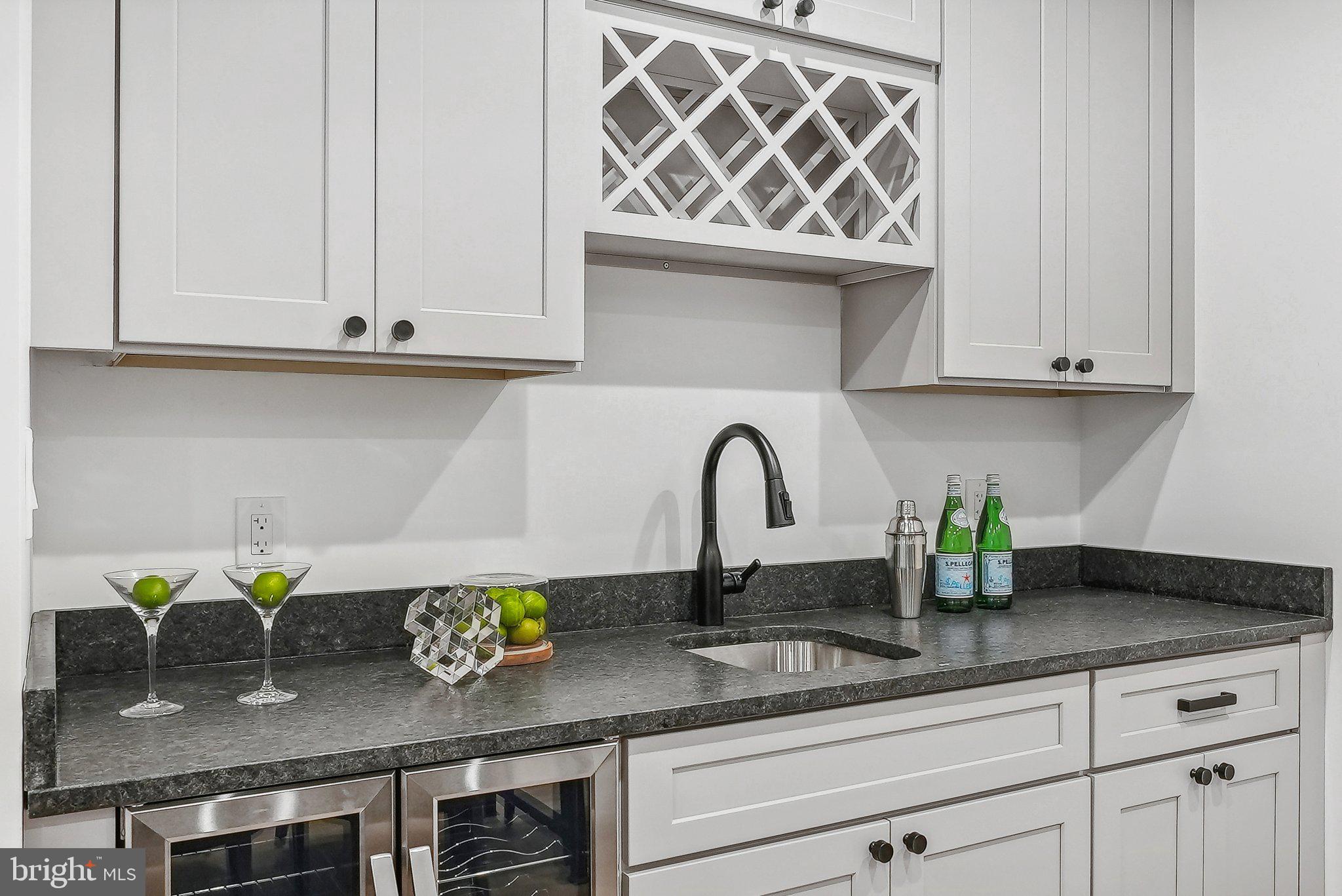 ROCK CREEK PALISADES - Residential