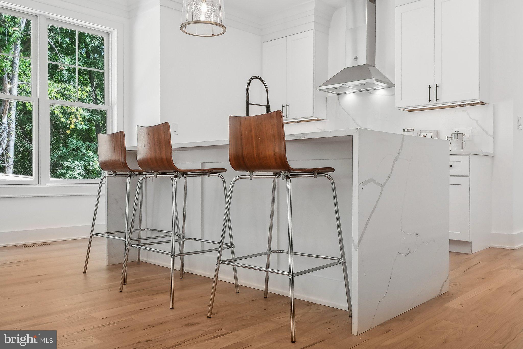 ROCK CREEK PALISADES - Residential