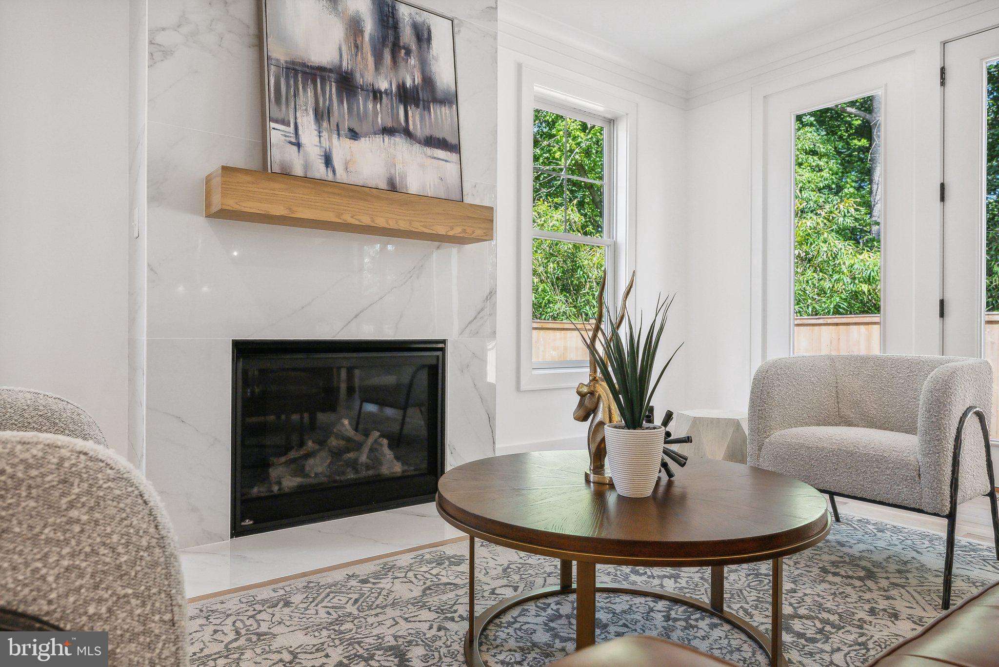 ROCK CREEK PALISADES - Residential