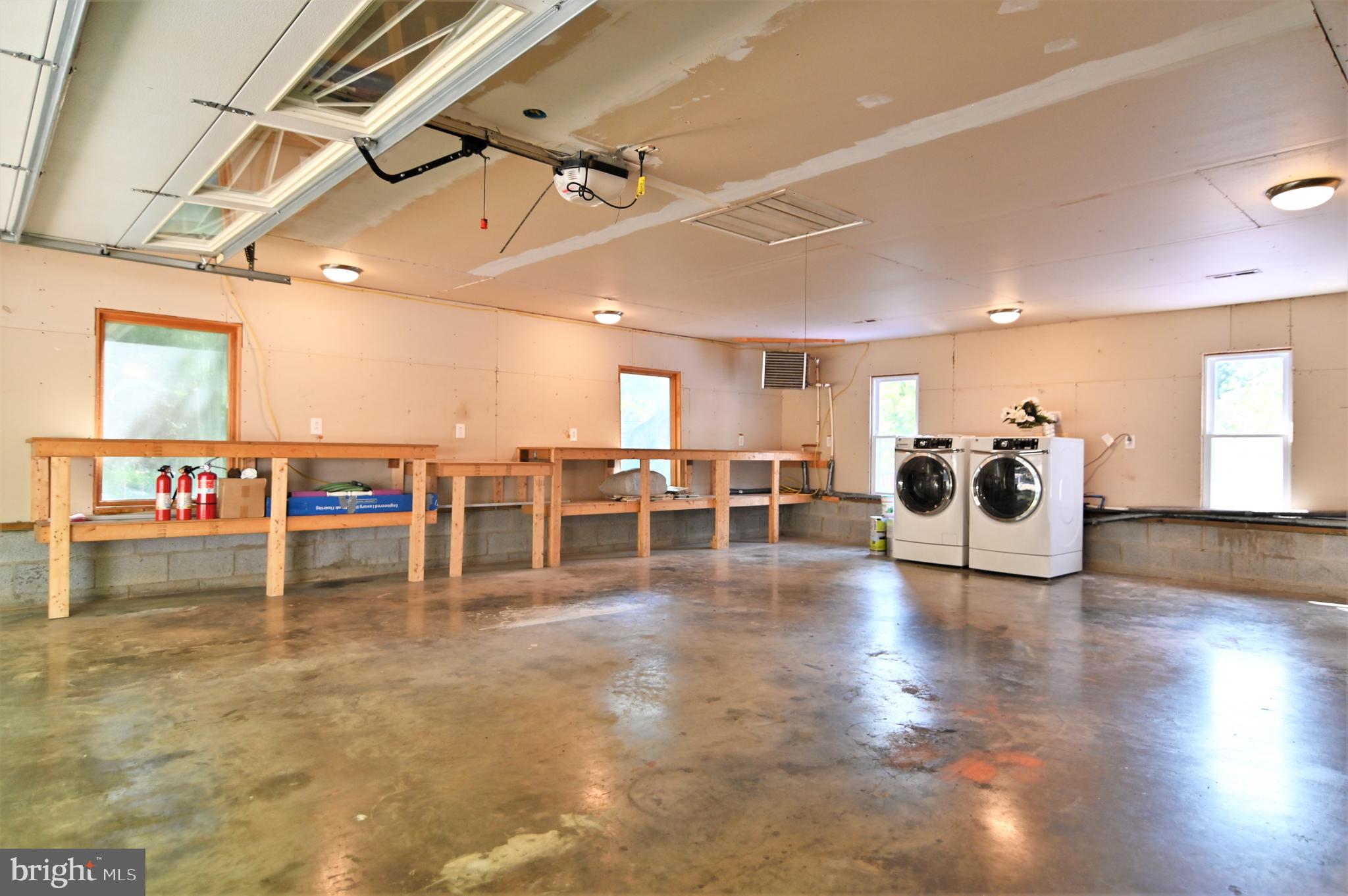 BUCK HILL DEVELOPMENT - Residential