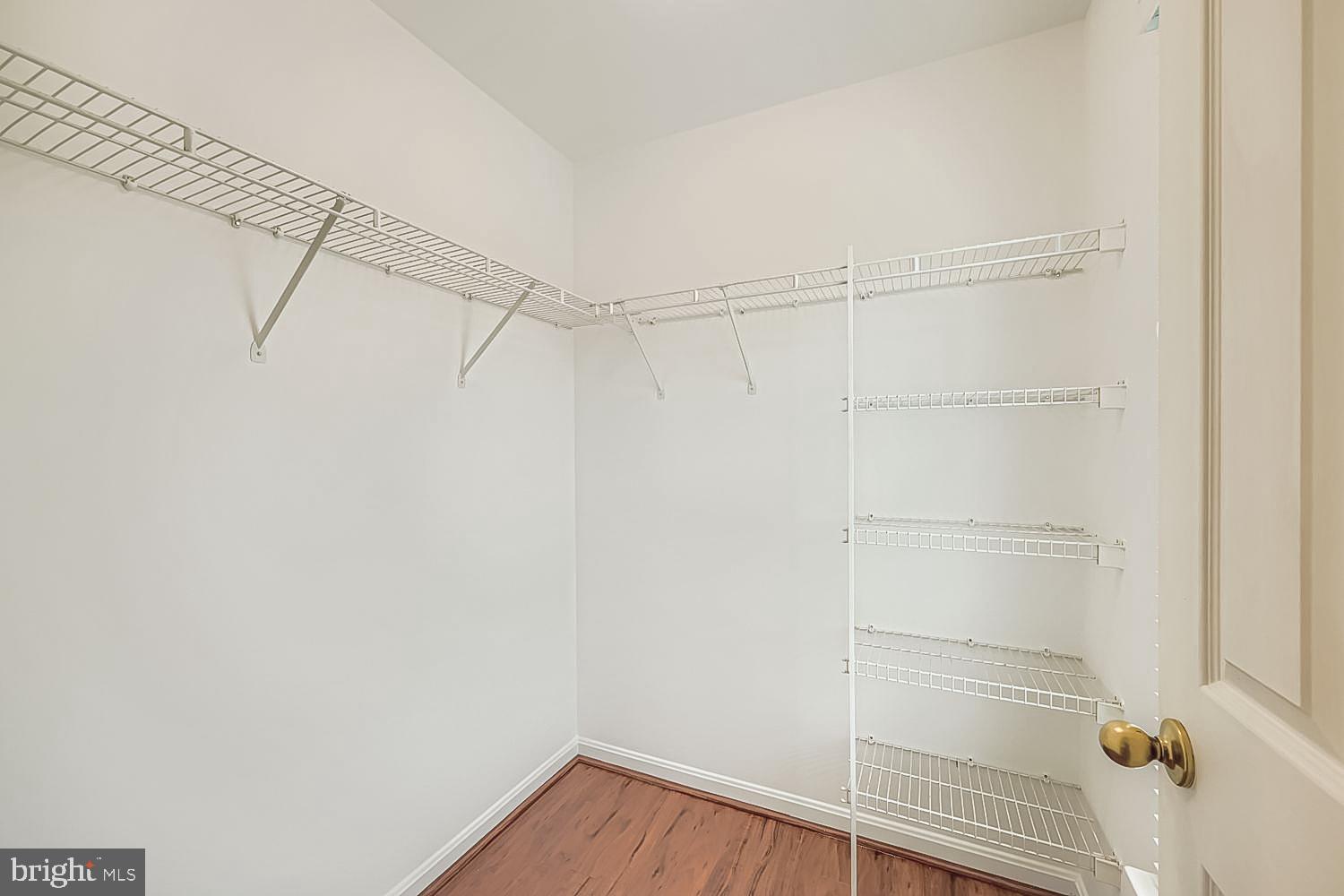 KINGSBROOK - Residential