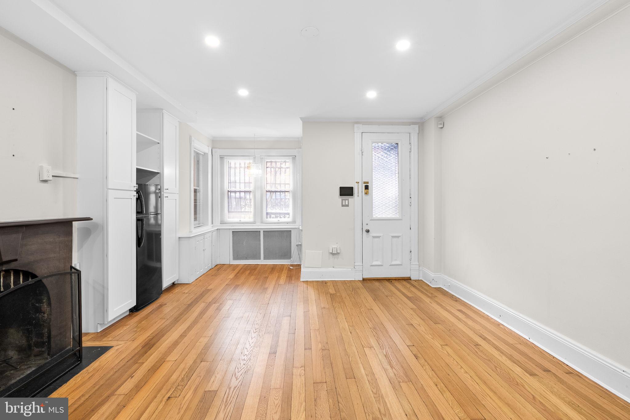 CAPITOL HILL - Residential