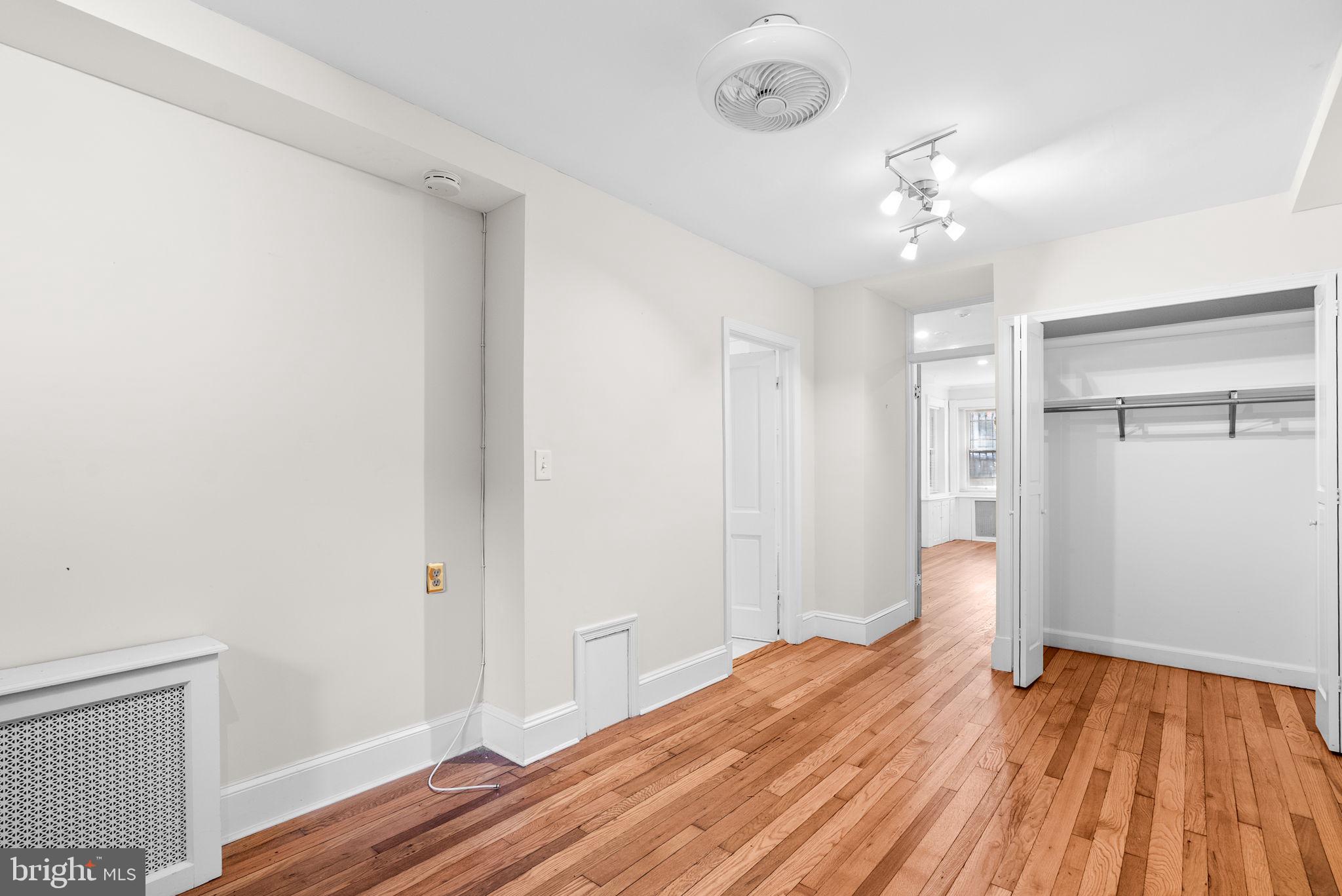 CAPITOL HILL - Residential