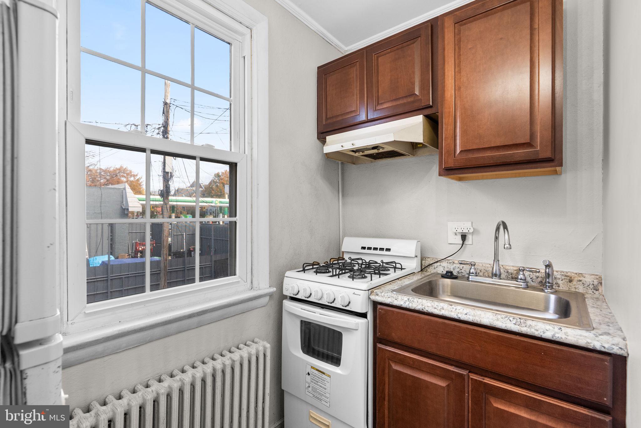 CAPITOL HILL - Residential