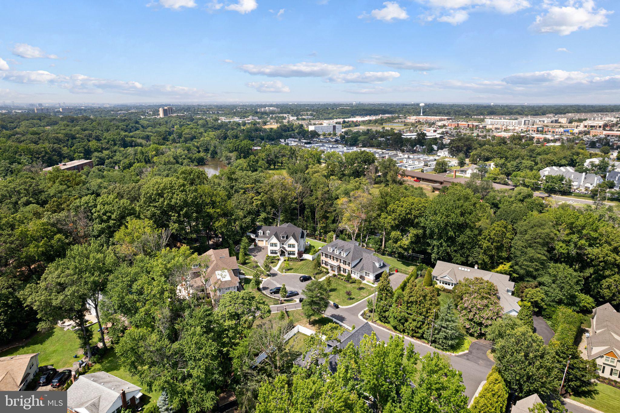 582 JOBEL DRIVE