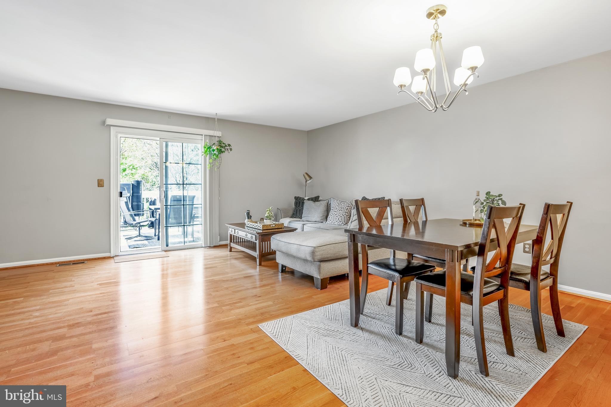 PRINCETON SQUARE PLAT FO - Residential