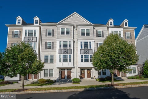 Condo For Sale - 242 Charles Ellis Drive<br/> NEWTOWN SQUARE, PA 19073