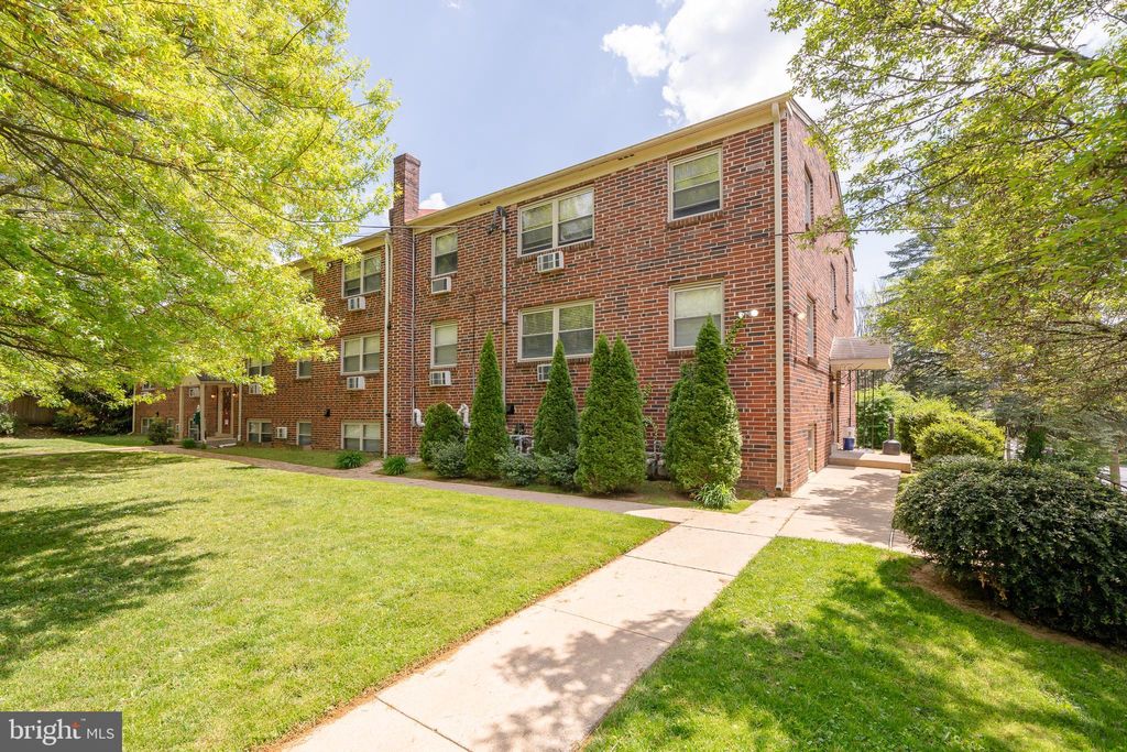 Photo of 231 Sharpless Street #3A, WEST CHESTER, PA 19382 (MLS # PACT2115142)