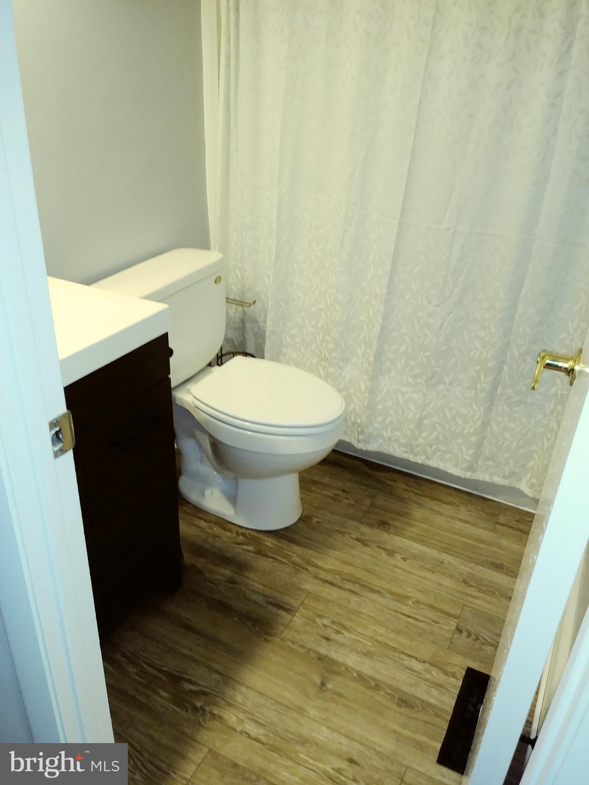 CARROLL ISLAND - Residential Lease