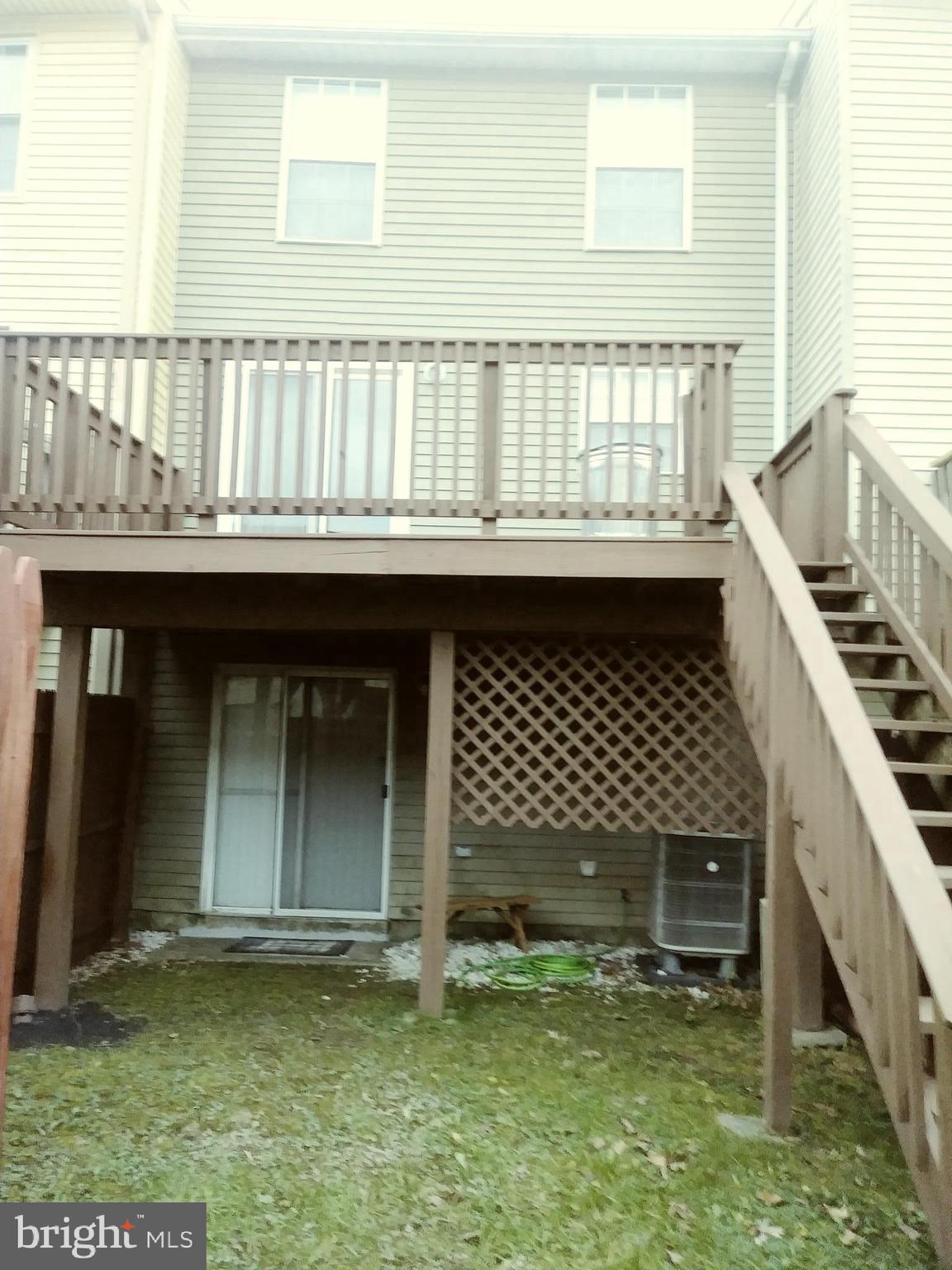 CARROLL ISLAND - Residential Lease