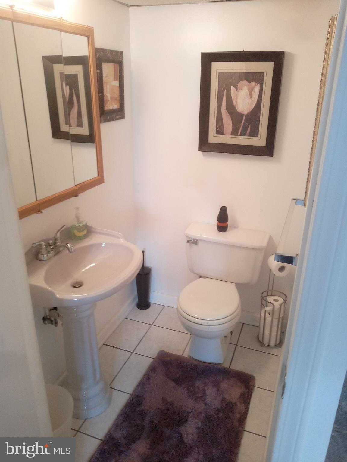 CARROLL ISLAND - Residential Lease