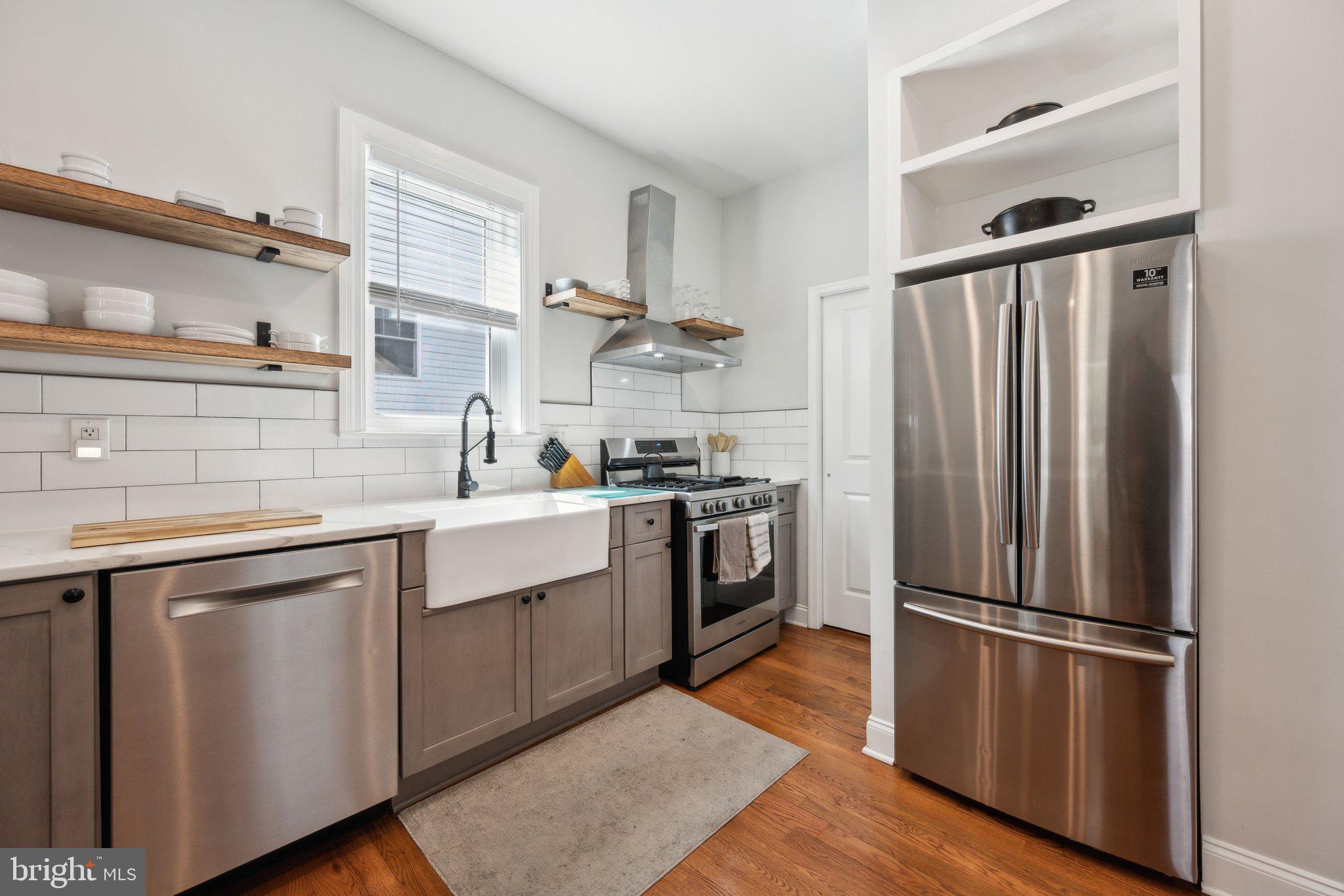 3605 BROTHERS PLACE SE