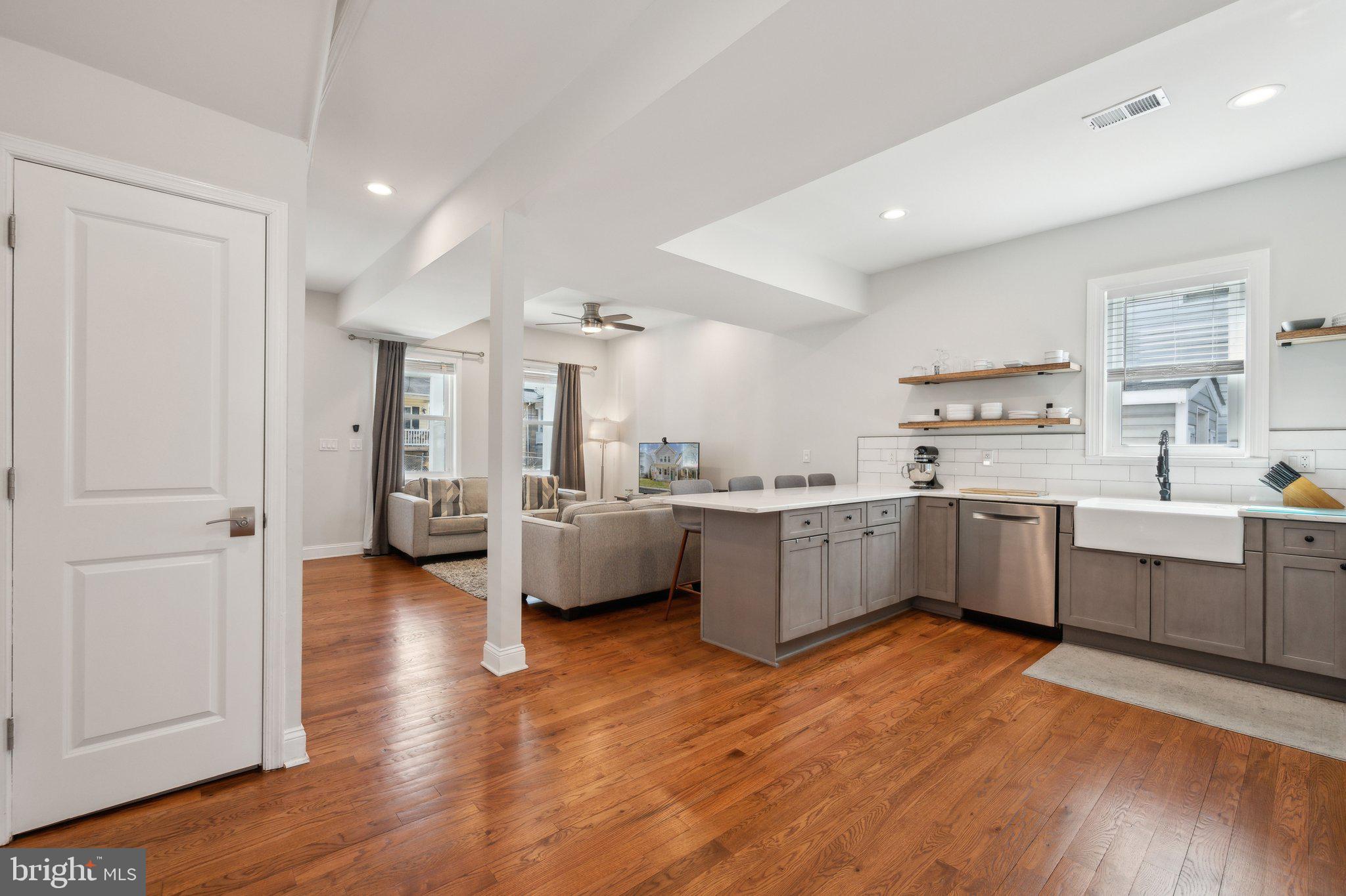 3605 BROTHERS PLACE SE