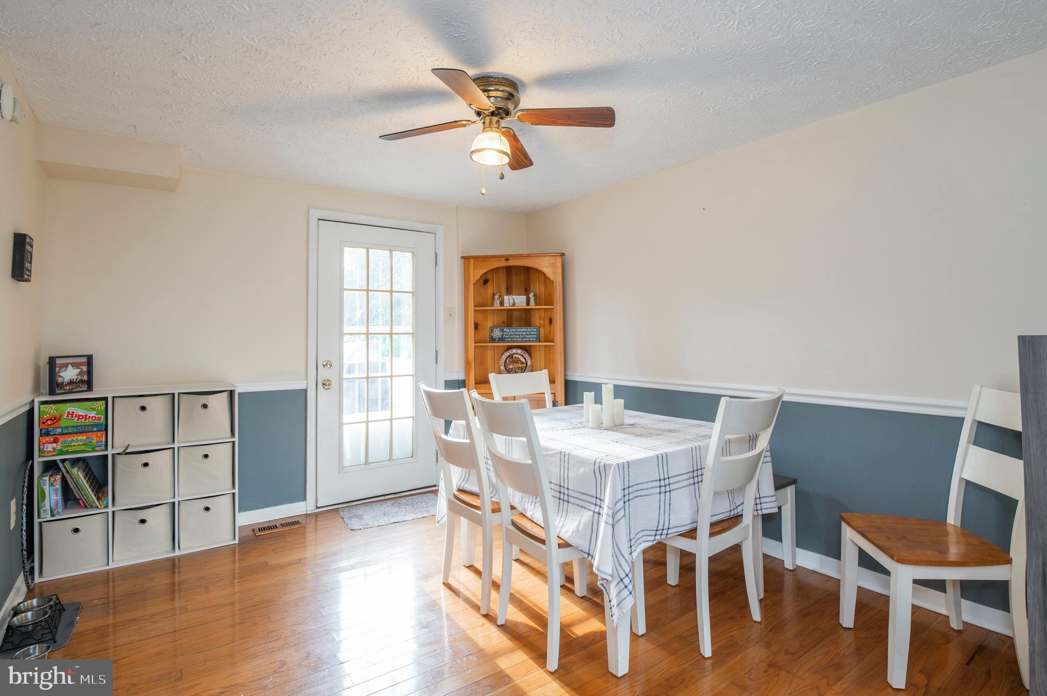 BARLEY SHEAF - Residential