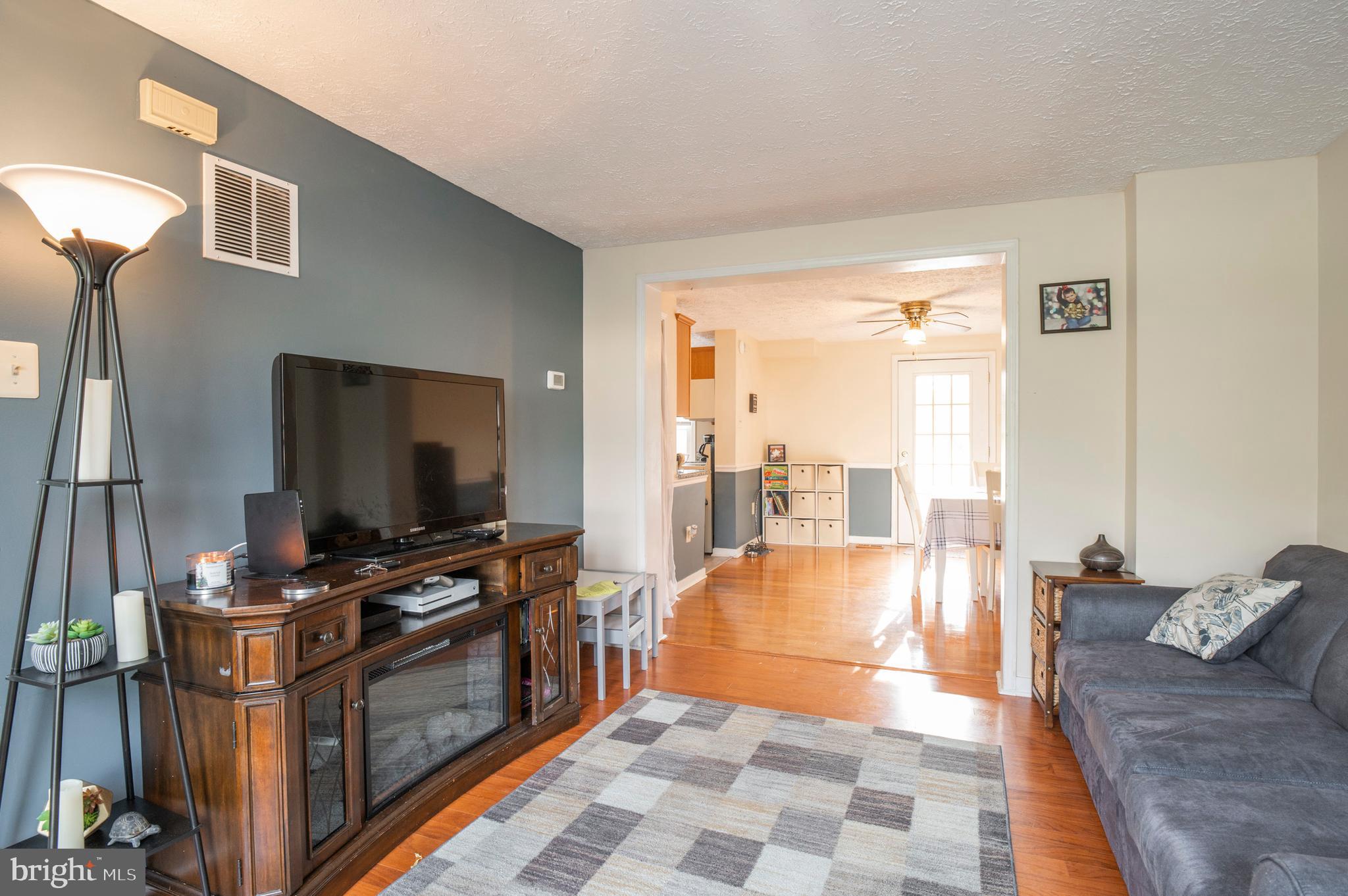 BARLEY SHEAF - Residential