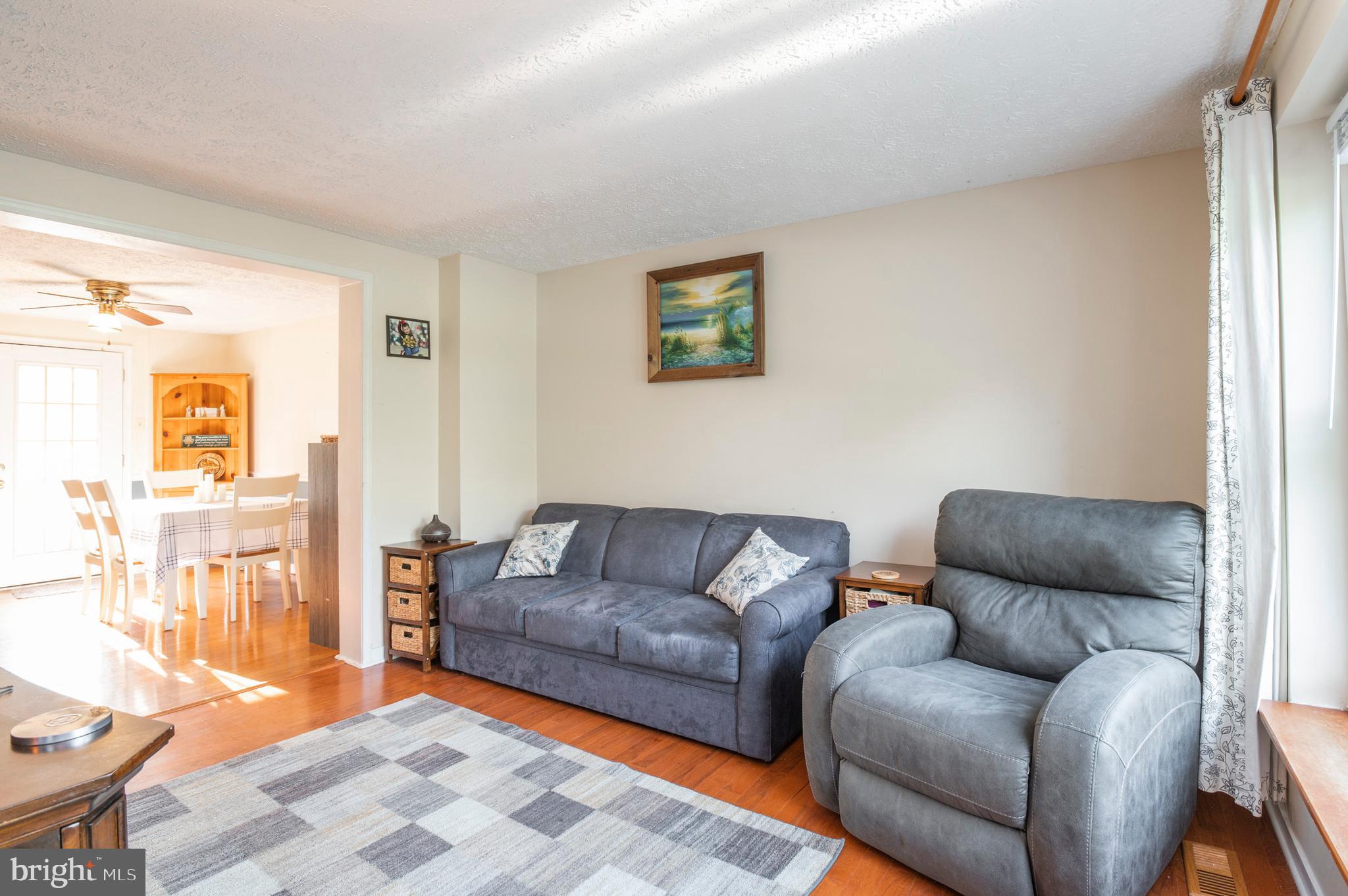 BARLEY SHEAF - Residential