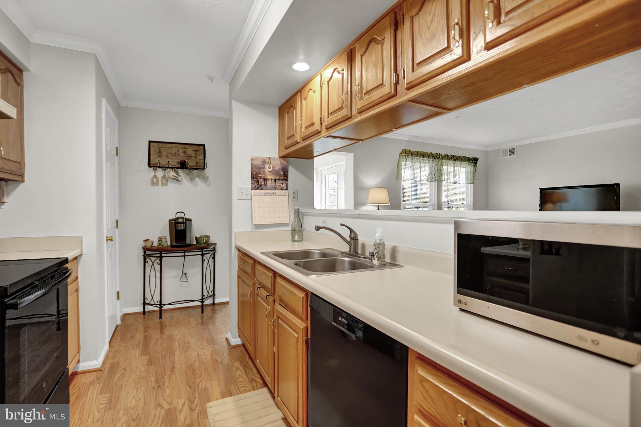 SOUTHFIELD CONDO - Residential