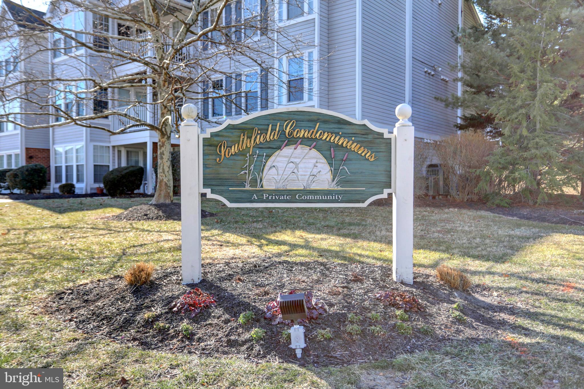 SOUTHFIELD CONDO - Residential