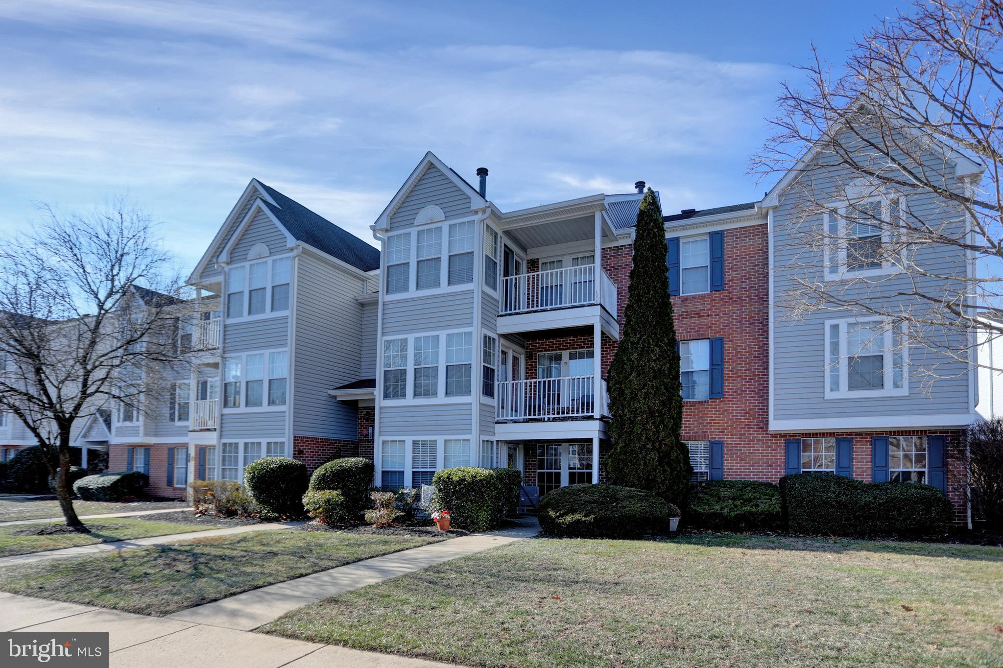 SOUTHFIELD CONDO - Residential