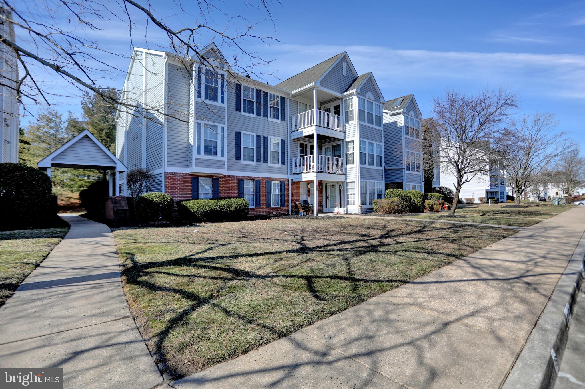 SOUTHFIELD CONDO - Residential