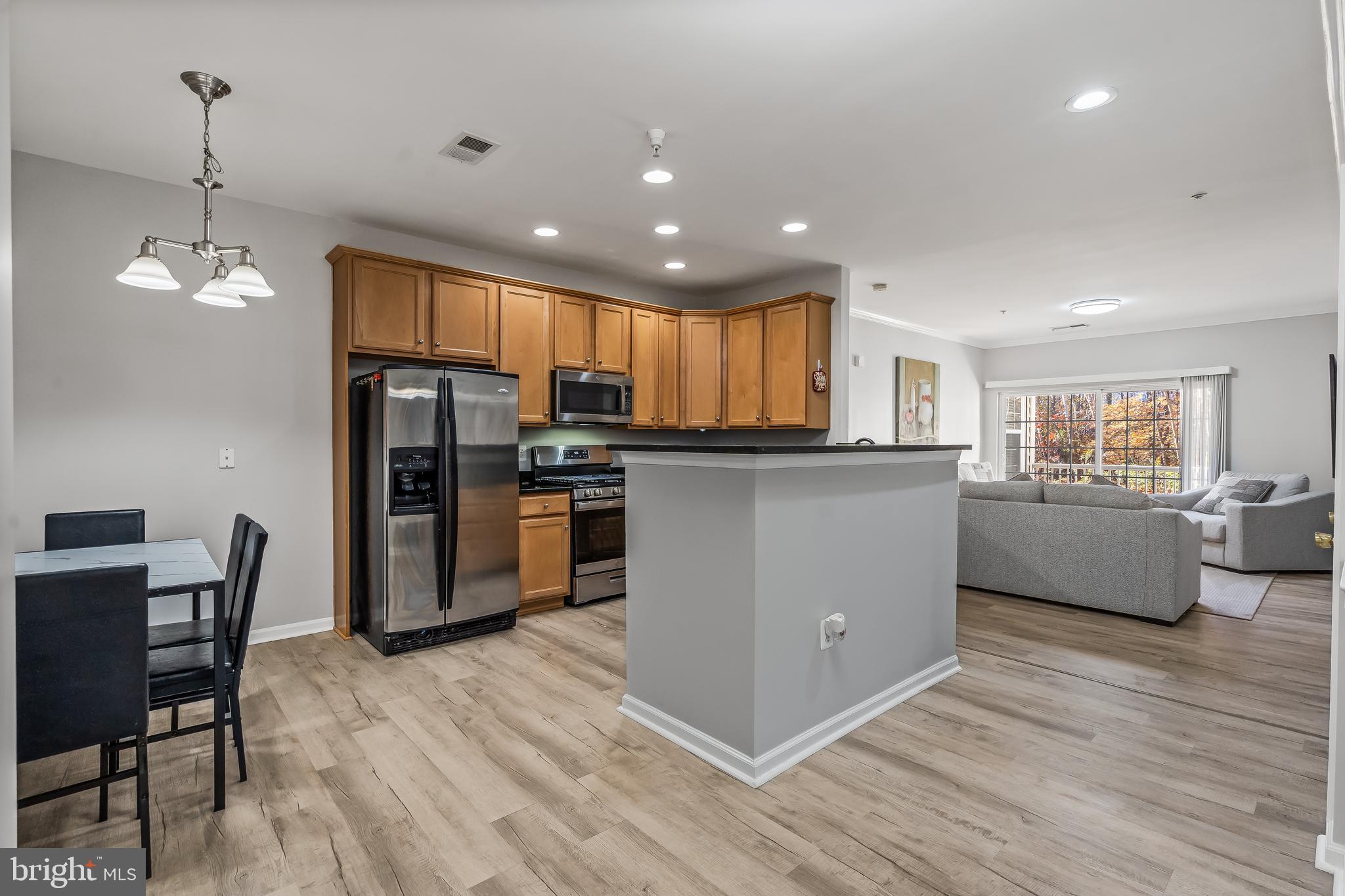 THE RESERVE CONDOMINIUMS - Residential