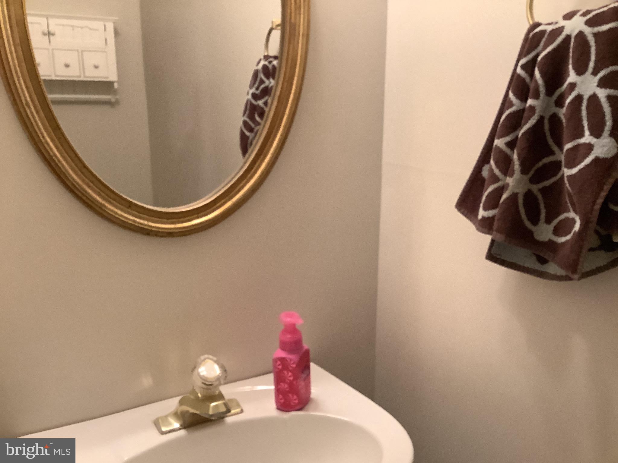 HICKORY RIDGE - Residential Lease