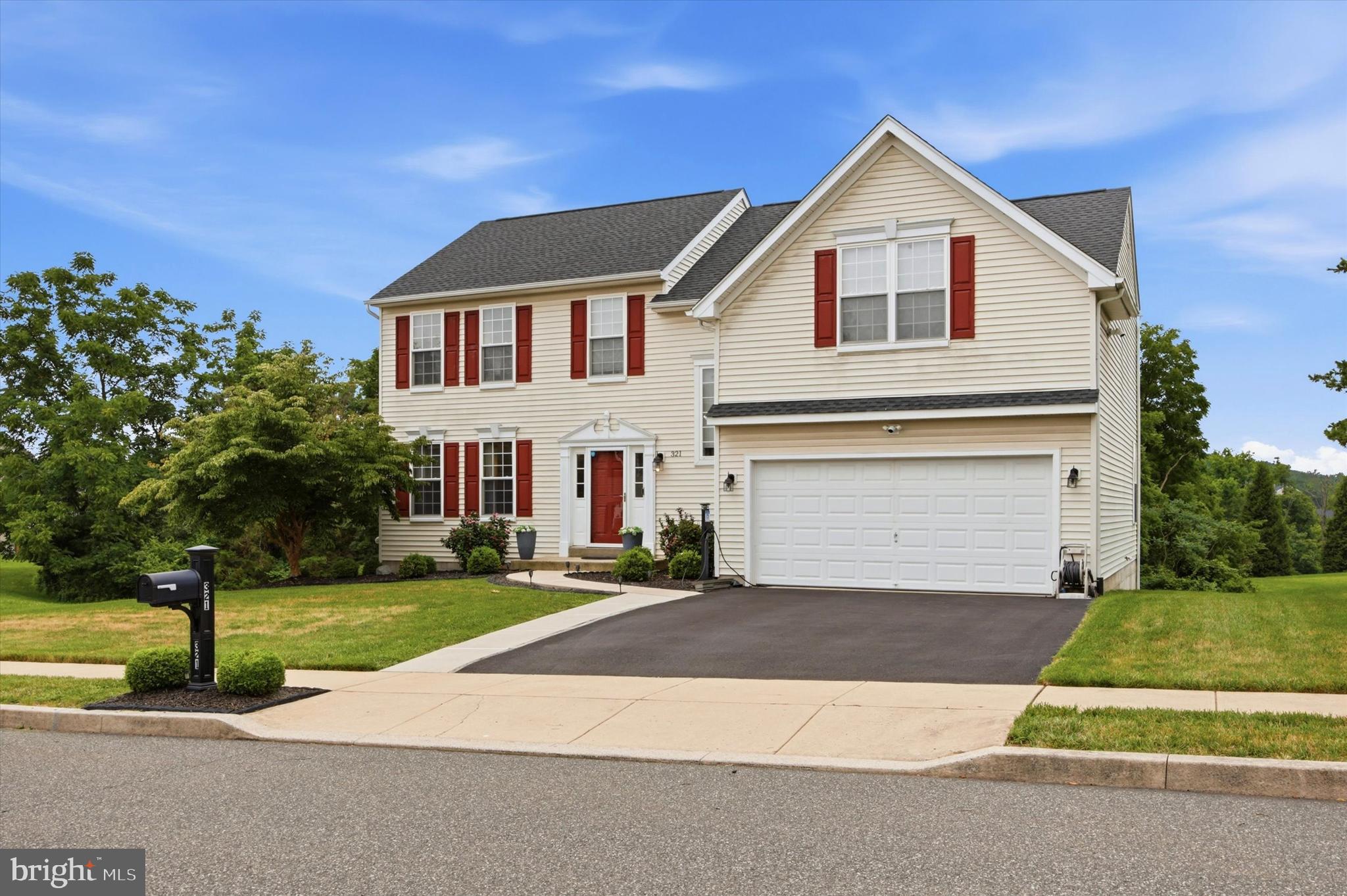 321 SUMMER GROVE LANE
