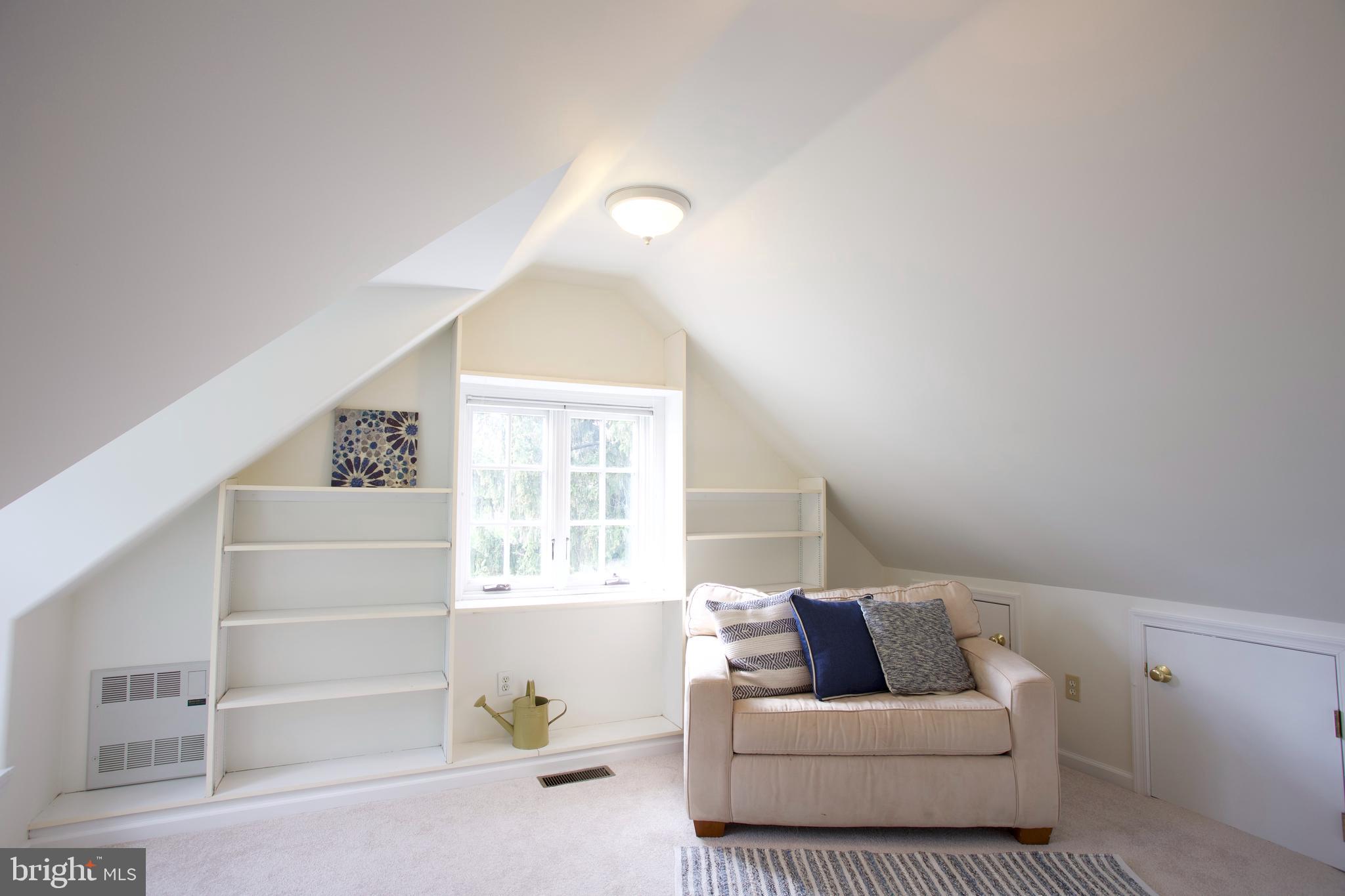 MERION STATION - Residential