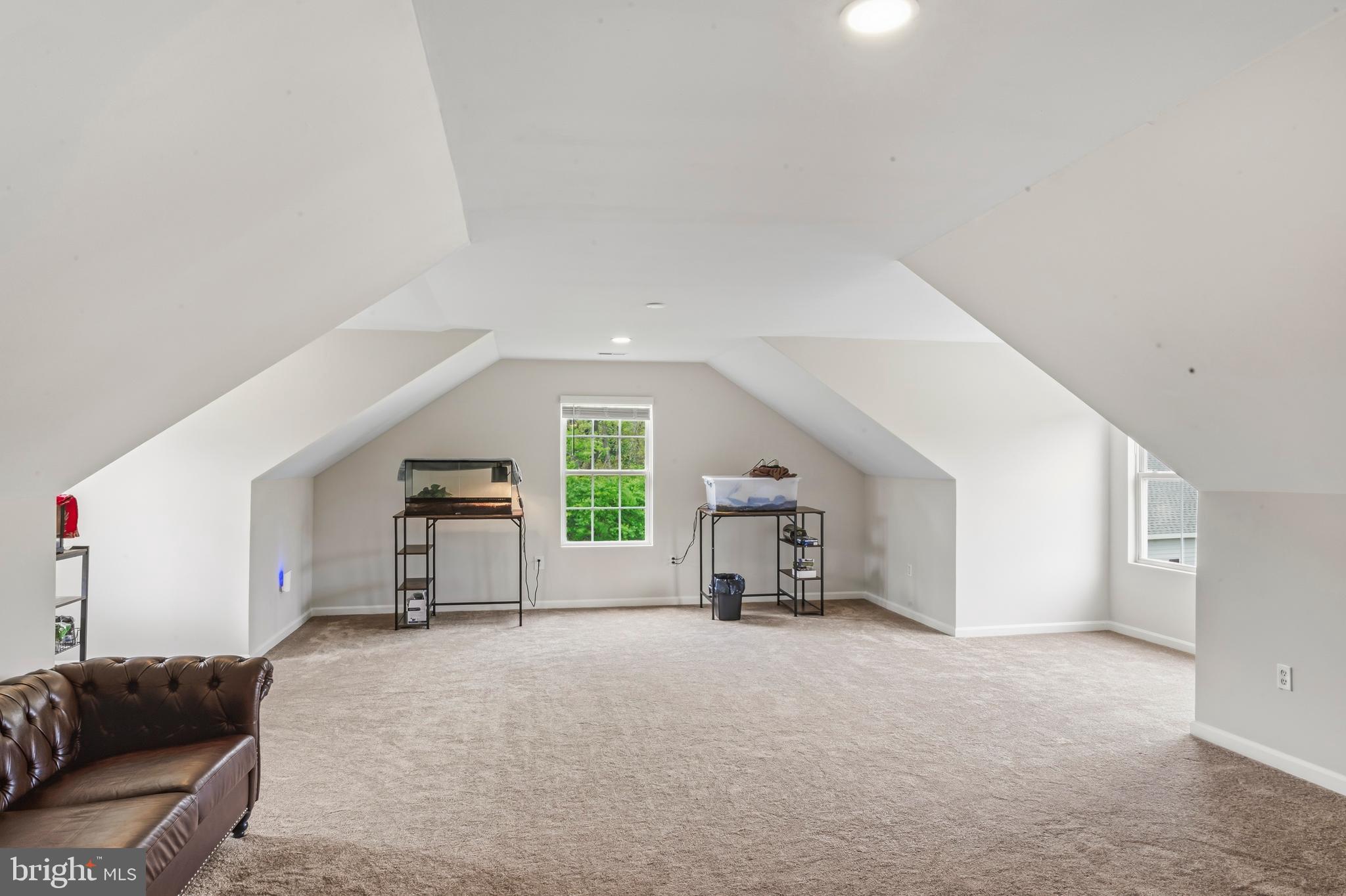 CRESTVIEW ACRES - Residential