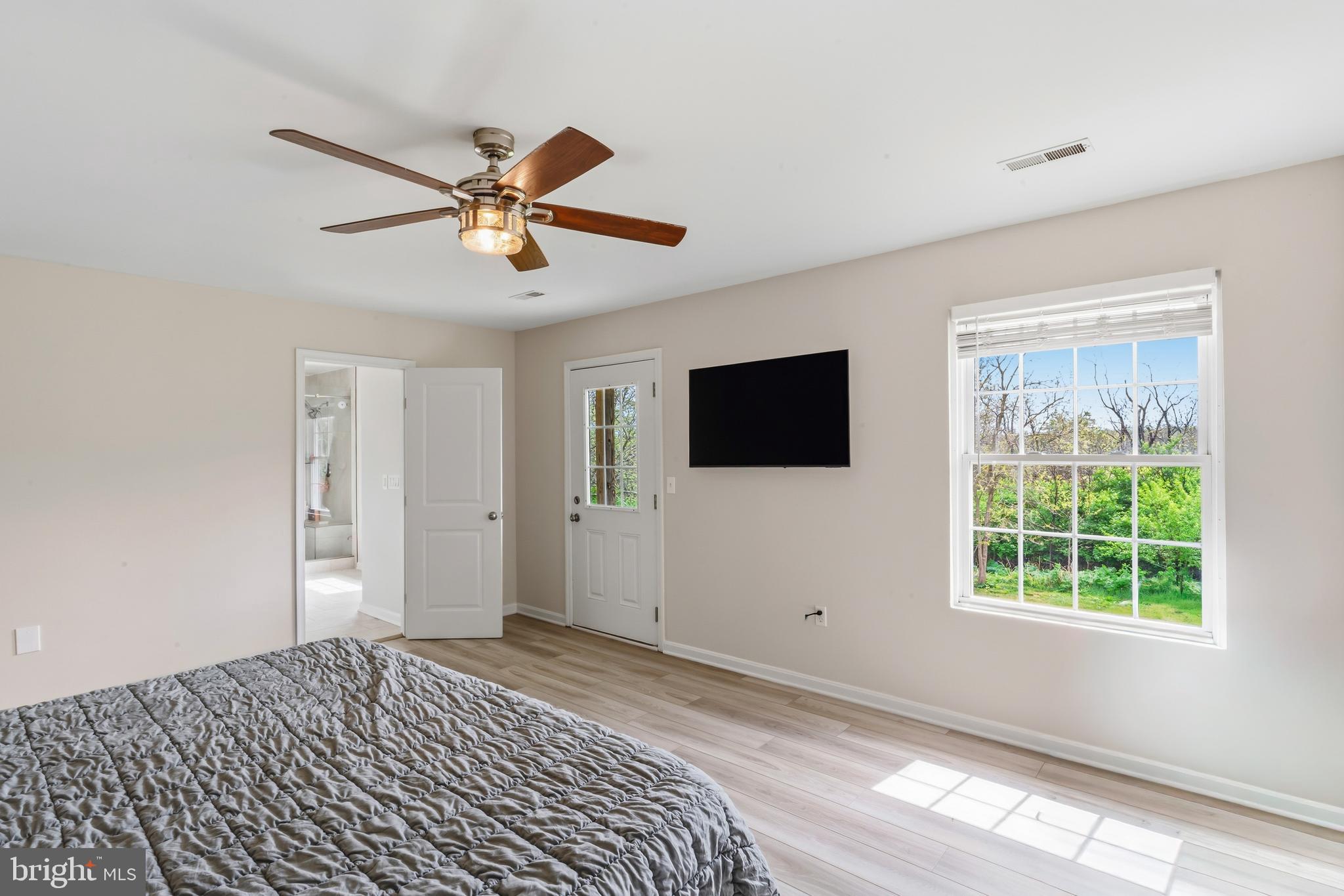 CRESTVIEW ACRES - Residential