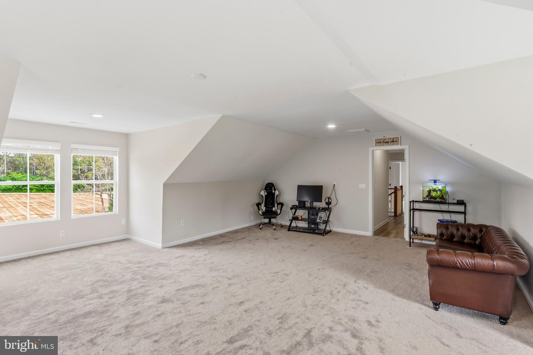 CRESTVIEW ACRES - Residential
