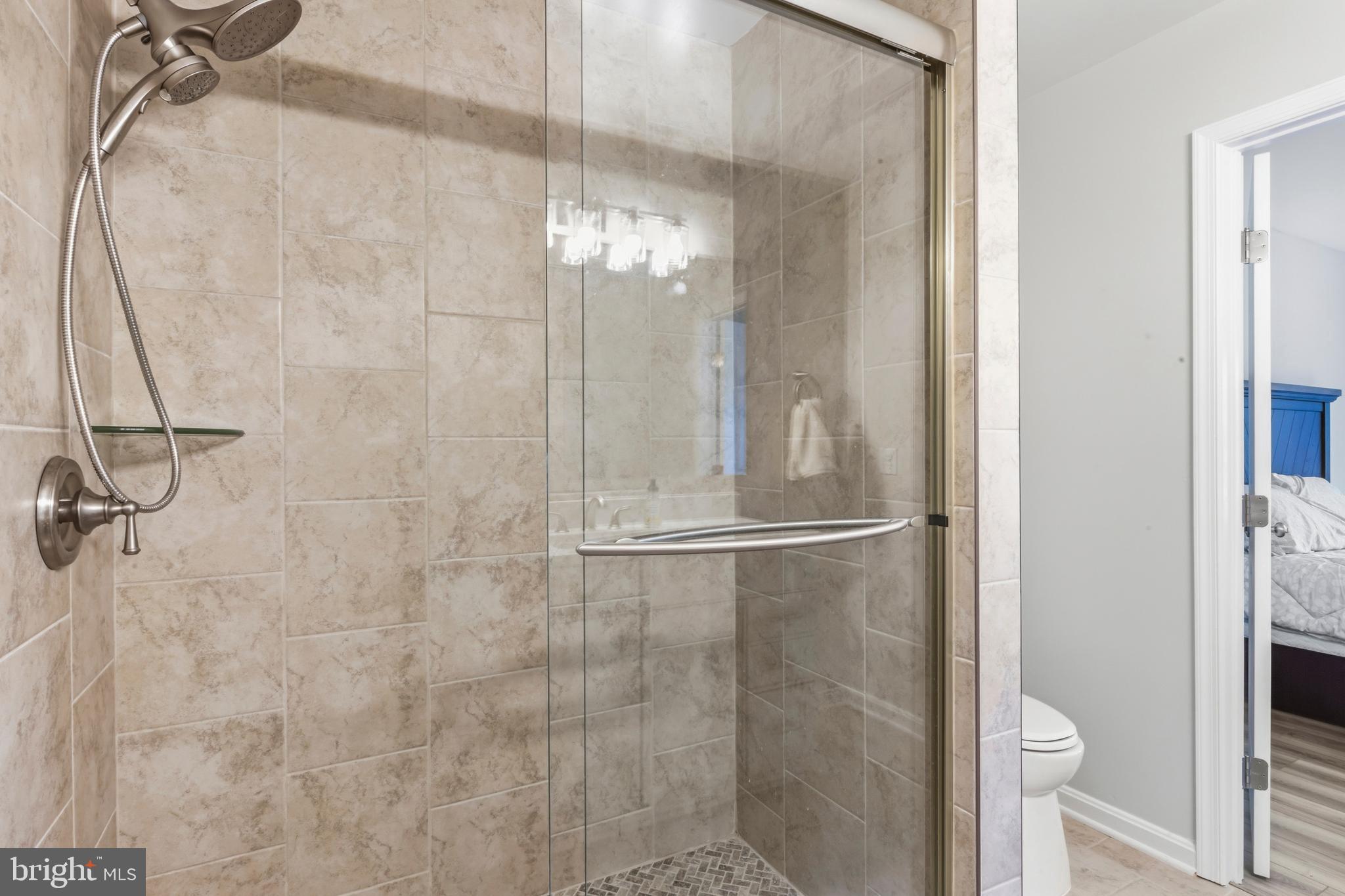 CRESTVIEW ACRES - Residential