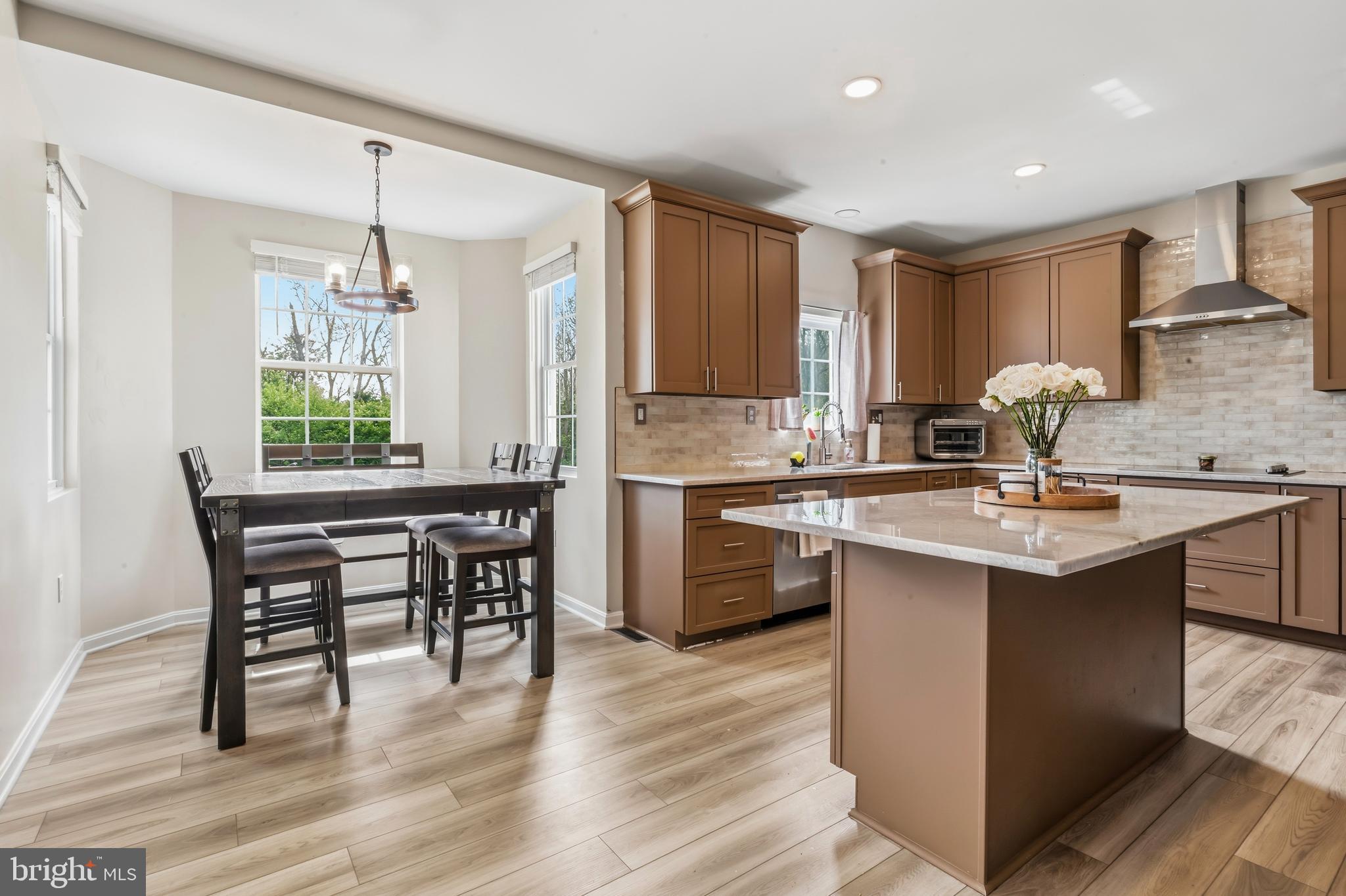 CRESTVIEW ACRES - Residential