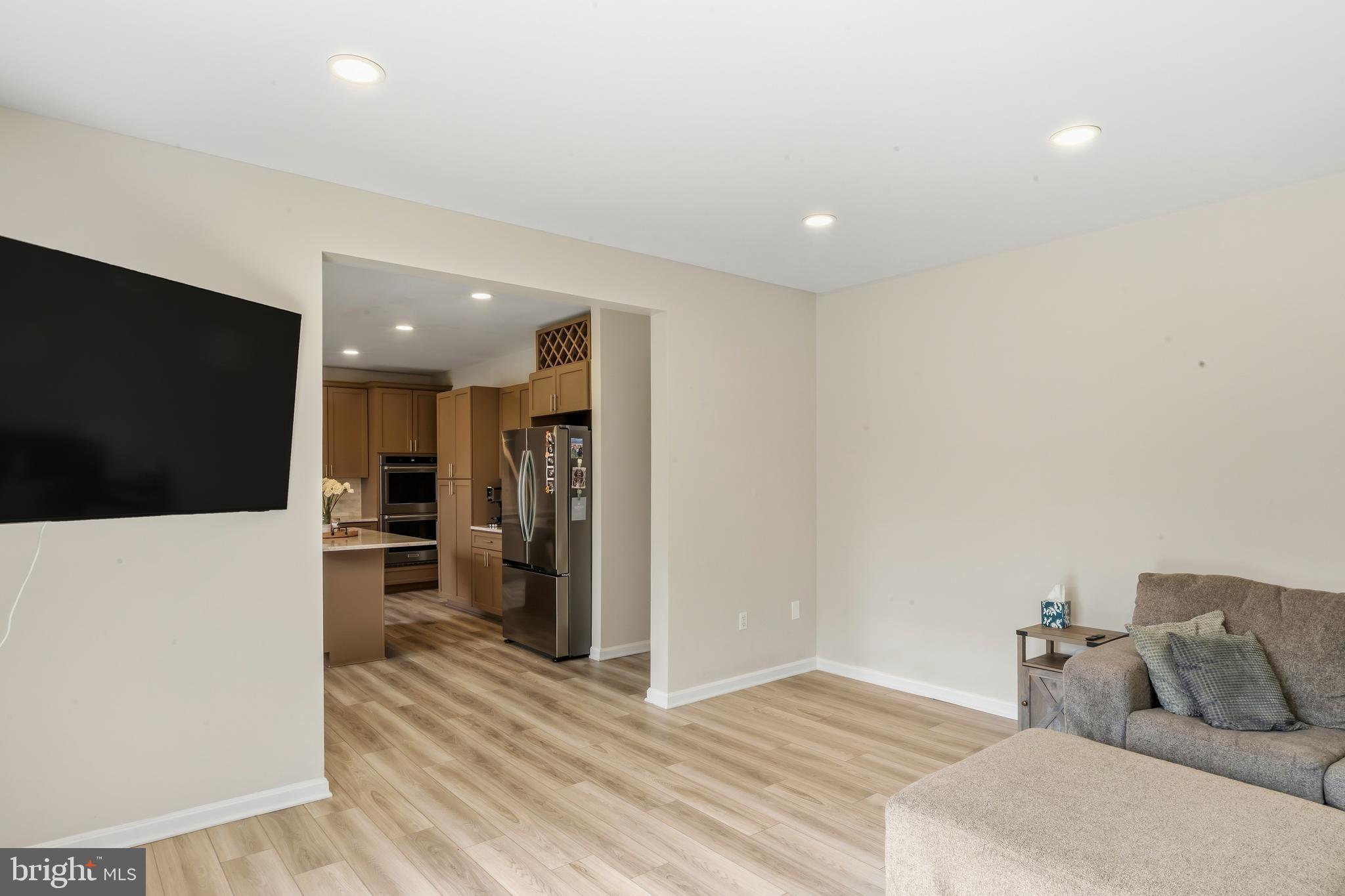 CRESTVIEW ACRES - Residential