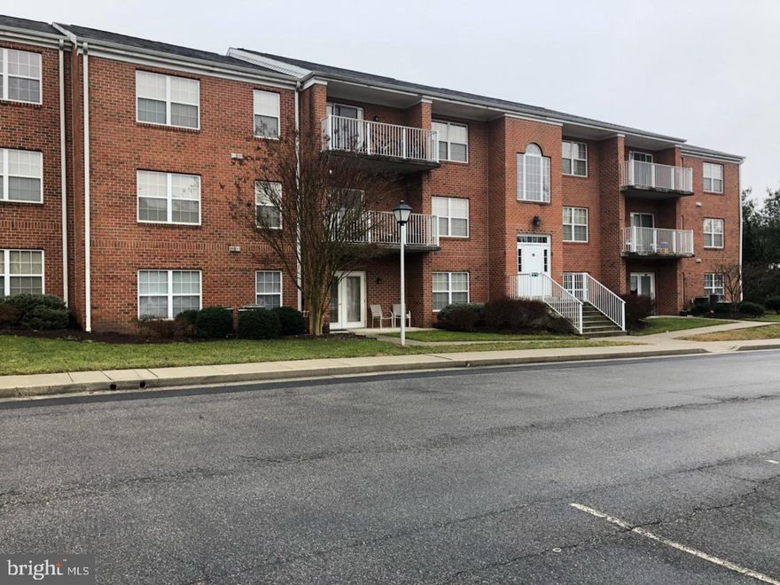 One, two and three bedroom apartments located near Washington College, wellness/ rehab center, Churches, shopping and a short walk to downtown Chestertown. Short distance to the Chester River and Chesapeake Bay. Immediate Availability.