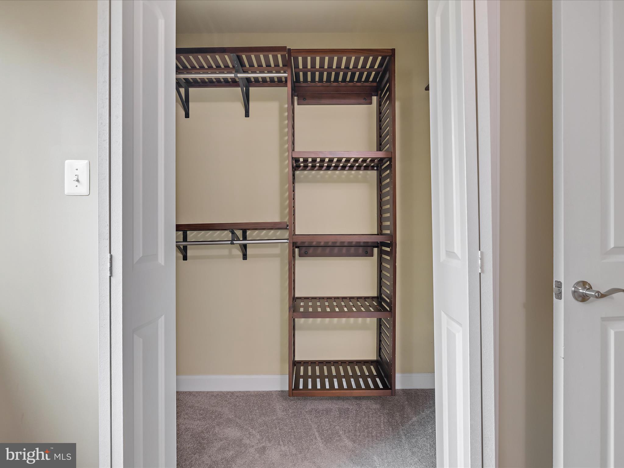 STONEOAKS - Residential