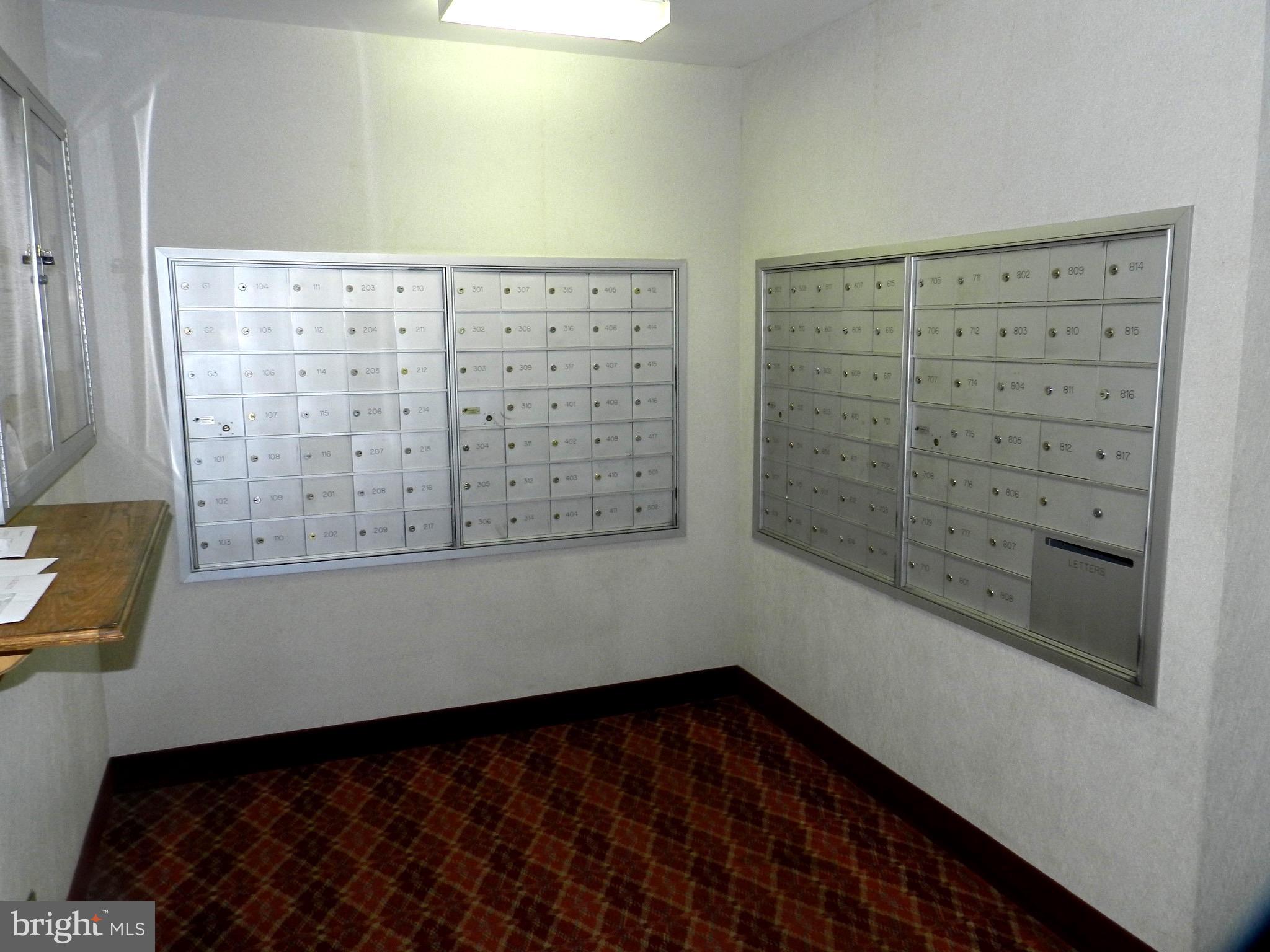 COLUMBIA TOWERS - Residential