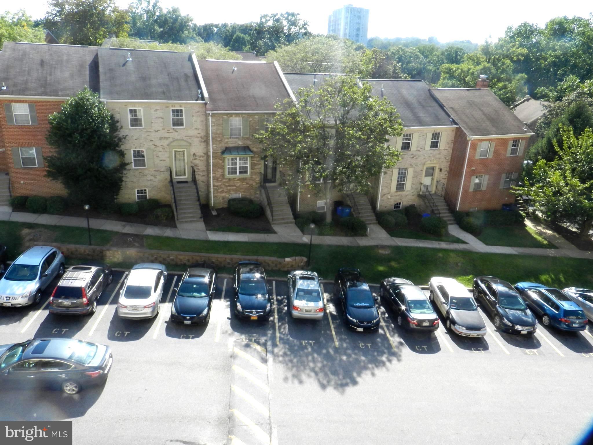 COLUMBIA TOWERS - Residential