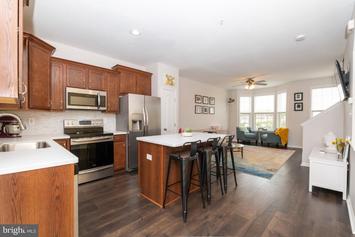 TANYARD SPRINGS - Residential Lease