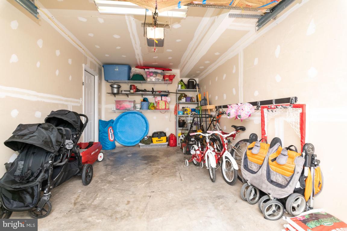 TANYARD SPRINGS - Residential Lease